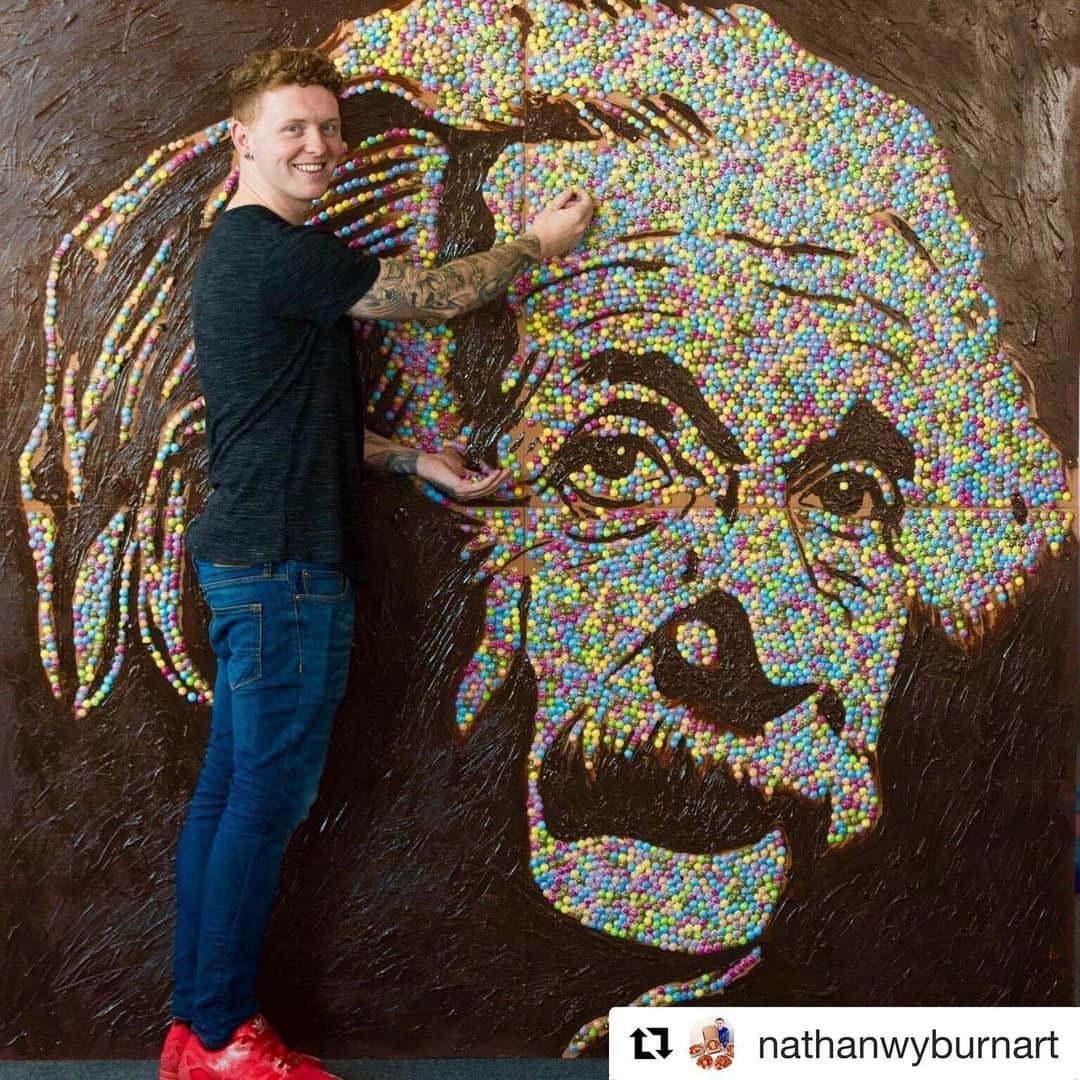 アルベルト・アインシュタインさんのインスタグラム写真 - (アルベルト・アインシュタインInstagram)「Learn more about this candied Einstein portrait at bit.ly/EinsteinSmarties  #Repost @nathanwyburnart ・・・ My @alberteinstein portrait using thousands of @smarties !!!! It’s ok permanent display at @tqcardiff . . . . @smartiesde @smarties_ca #smarties #einstein #smart #foodart #foodartist #chocolate #chocolateart #cardiff #techniquest #art #artist #science #scientist #alberteinstein #alberteinsteinquote #hugeart #candy #candyart #sweets #sweetsart #einsteinportrait #nathanwyburn #portraitartist #andywarhol #popart」3月26日 22時19分 - alberteinstein