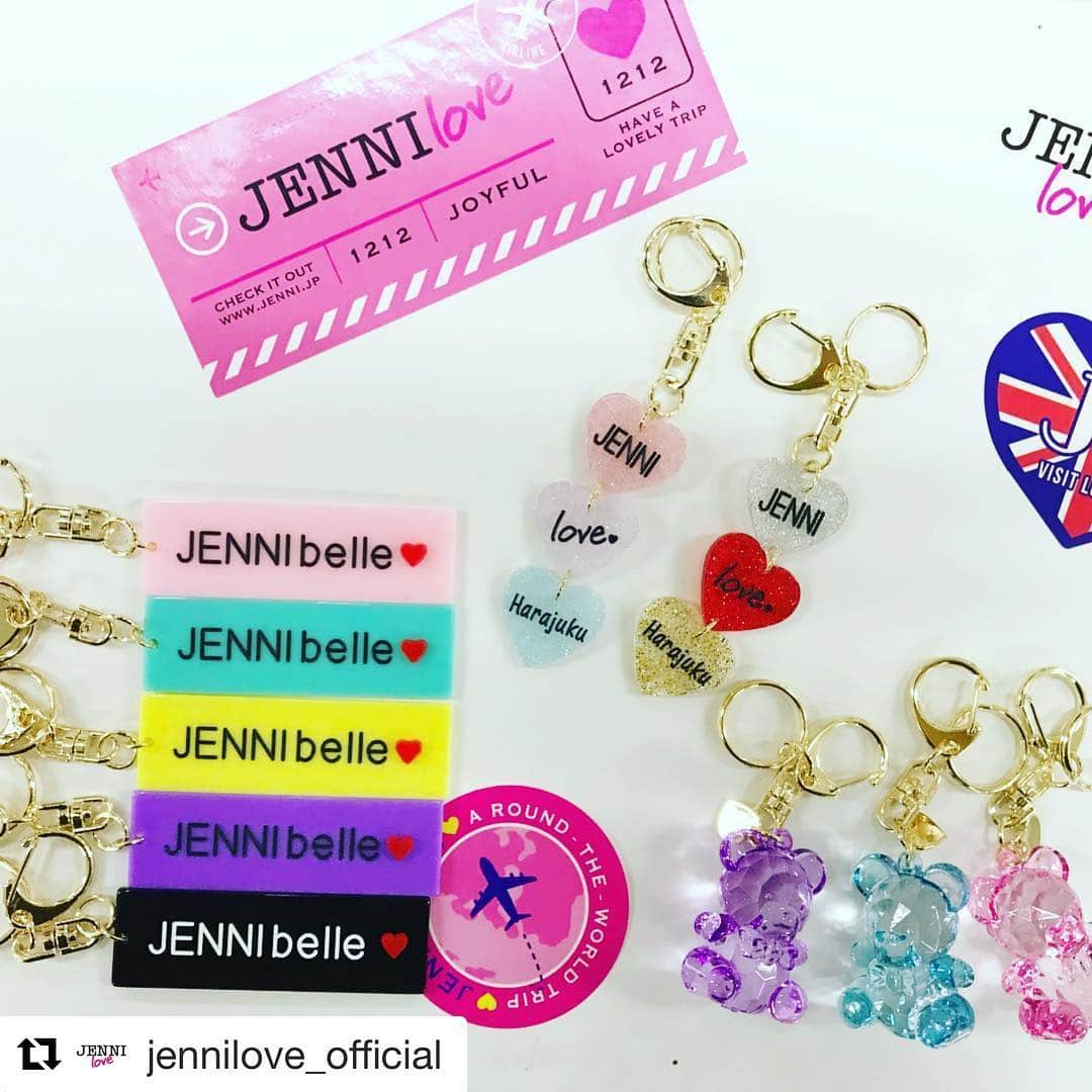 ジェニィベルさんのインスタグラム写真 - (ジェニィベルInstagram)「JENNI belleキーホルダー♡原宿のおみやげにオススメ❣️ 入荷と同時に少なくなってるアイテムもあるのでお早めに…  #jennibelle #ジェニィベル #限定  #Repost @jennilove_official with @get_repost ・・・ ♡♡原宿限定アイテム♡♡ キーホルダー¥500+税  春休みに東京に来るみんなはJENNI SoLaDo竹下通り店に遊びに来てね♡ 入荷してすぐに大人気❣️❣️ ジェニィベルのonlyショップだからJENNI belleキーホルダーもオススメだよ♪  #jennilove  #ジェニィラブ  #原宿 #harajukufashion  #限定品 #solado竹下通り店  #追加アイテム #計画中 #プレゼント企画 #お見逃しなく」3月26日 22時21分 - jennibelle_official