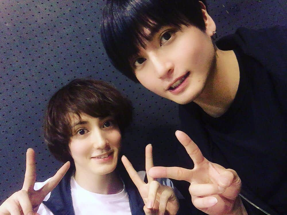 友常勇気さんのインスタグラム写真 - (友常勇気Instagram)「today is finish٩̋(๑˃́ꇴ˂̀๑) #友常勇気  #岩崎良祐 #悪ノ娘」3月26日 22時24分 - yuki_tomotsune