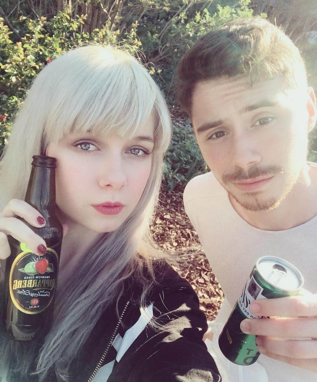 フィン・ポンペルモさんのインスタグラム写真 - (フィン・ポンペルモInstagram)「Was reunited with @seankylehardy and the weather was actually nice so we drank outside  日本のシェアハウスに一緒に住んでた友達がロンドンに遊びに来た！天気が良かったから外で呑んだw」3月26日 22時41分 - signorpompelmo