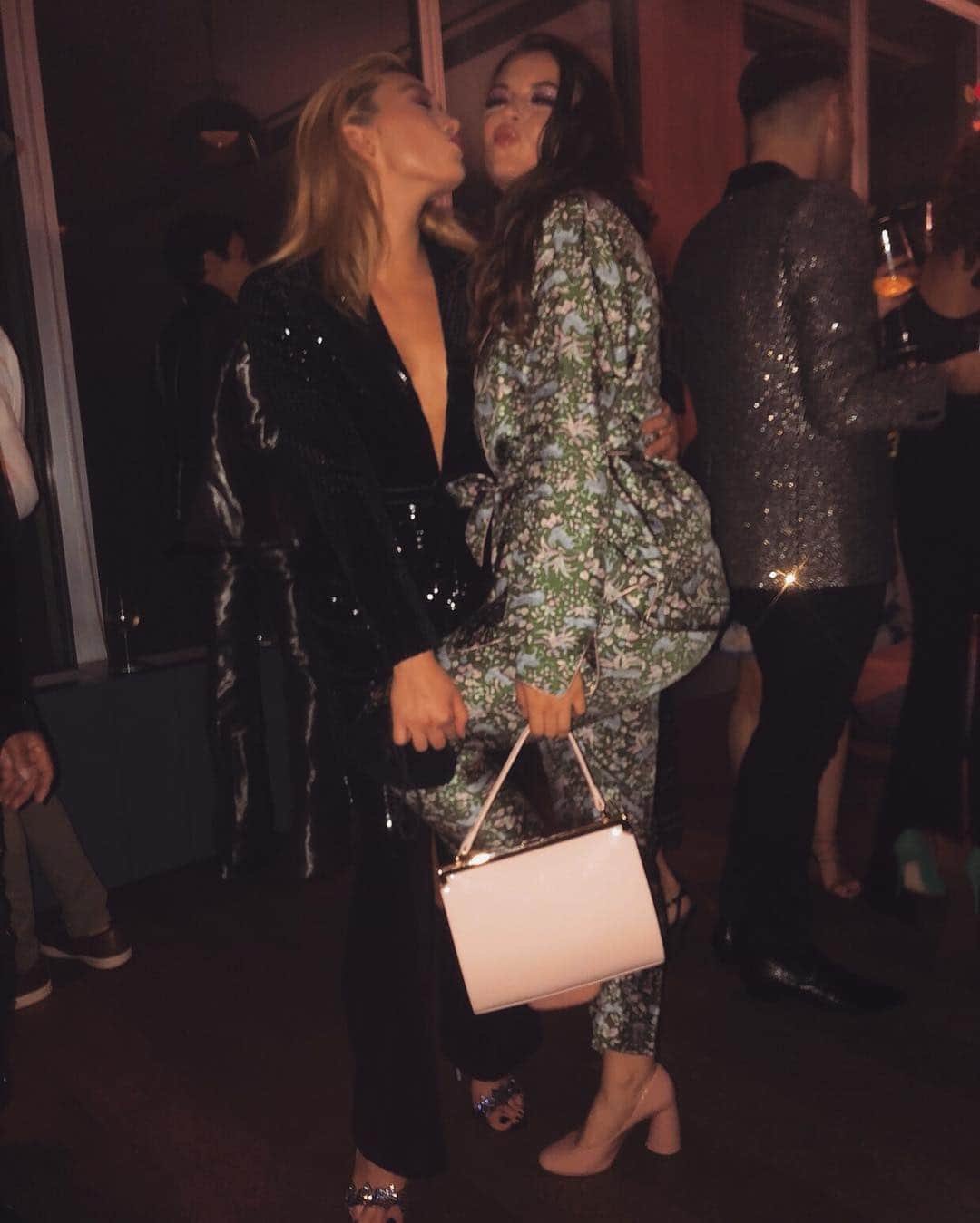 ペイトン・リストのインスタグラム：「happy birthday to a real one ♥️」
