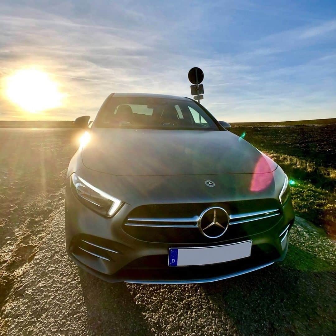 Mercedes AMGさんのインスタグラム写真 - (Mercedes AMGInstagram)「[Fuel consumption combined: 7.4-7.3 l/100km | CO2 emissions combined: 169-167 g/km]  Boasting a sleek and compact design, the Mercedes-AMG A 35 4MATIC is packed with excitement and energy like no other Hot Hatch you've ever seen. 📷: @guyfromdubai  #MercedesAMG #AMG #A35 #DrivingPerformance #Power #Passion #Mercedes #AMG🔥 #Luxury #CarsofInstagram #InstaCar #Lifestyle」3月26日 23時10分 - mercedesamg