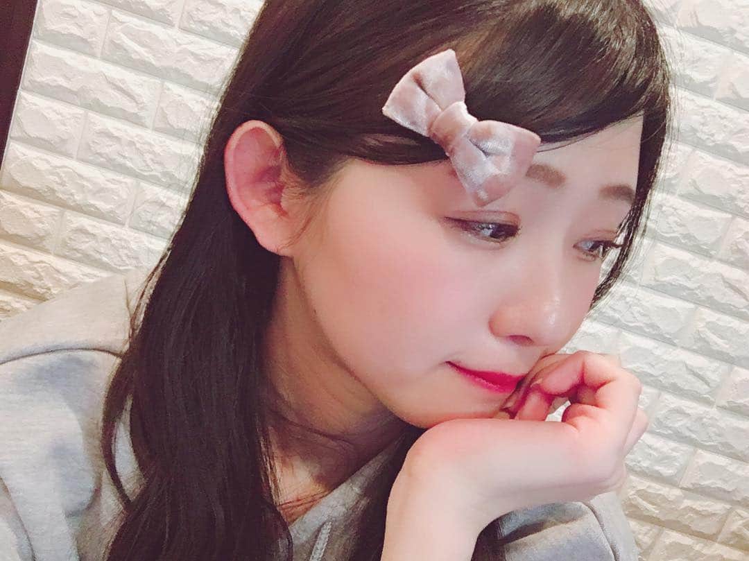 熊沢世莉奈さんのインスタグラム写真 - (熊沢世莉奈Instagram)「この間お化粧が上手くできたので、気分転換に前髪横に流してみたよ☺️🎀」3月26日 23時13分 - kuma_0417