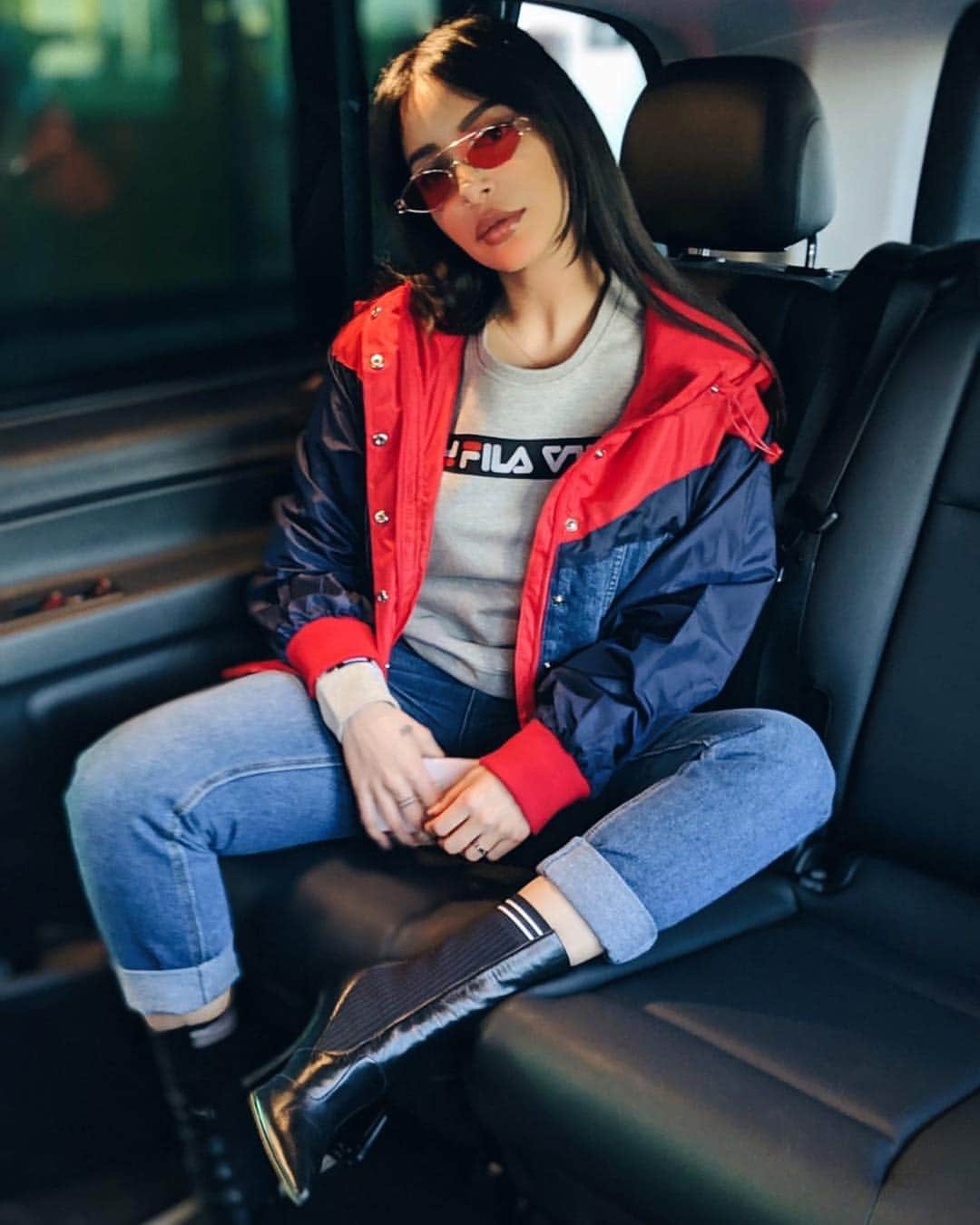 sananasさんのインスタグラム写真 - (sananasInstagram)「Jeans + heels are always a good idea 💋 _ OUTFIT DETAILS : .Veste @levis_fr .Sweat @filaeurope .Jeans @PrettyLittleThing .Bottines @Fendi .Lunettes @PrettyLittleThing .Sur mes lèvres Hydrating lip gloss “Uh huh honey” @MarcJacobsBeauty  _ #Outfit #OutfitOfTheDay #TenueDuJour #OOTD #Fashion」3月27日 5時06分 - sananas2106