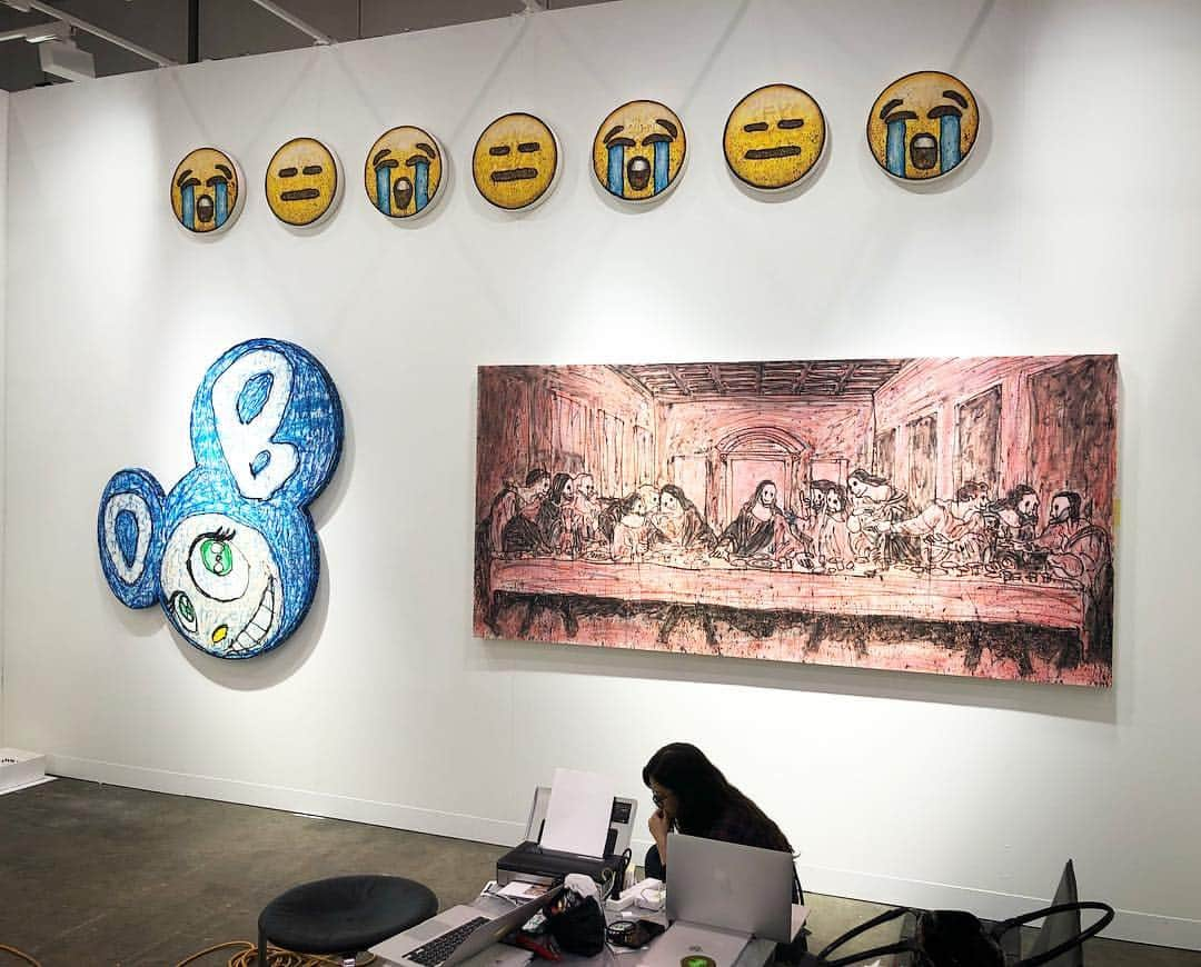 村上隆さんのインスタグラム写真 - (村上隆Instagram)「@artbasel HK @kaikaikikigallery Booth @madsaki paintings!」3月26日 23時51分 - takashipom