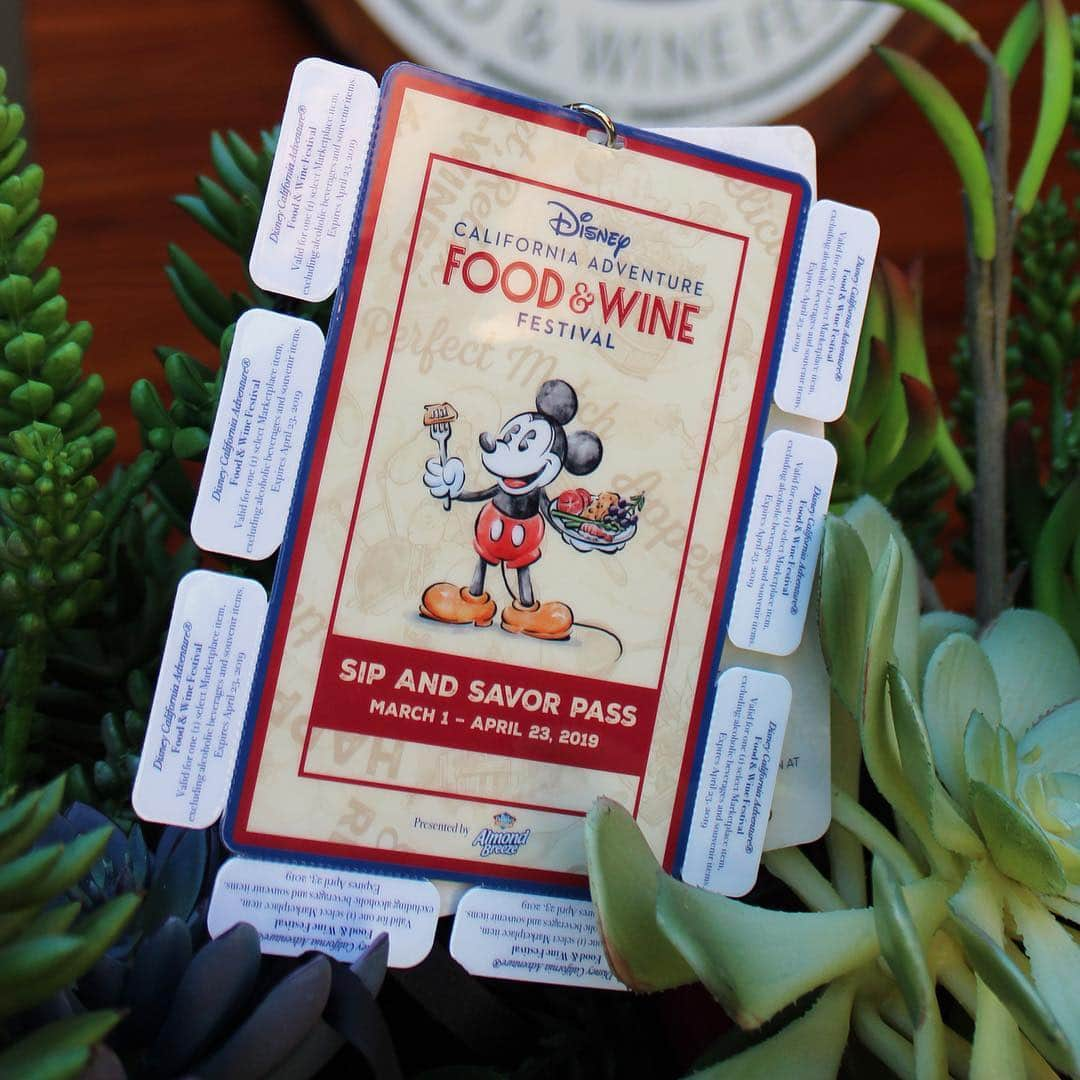 ディズニーランドさんのインスタグラム写真 - (ディズニーランドInstagram)「Taste your way through the #DisneyCaliforniaFoodandWine Festival with a Sip and Savor Pass!」3月27日 0時18分 - disneyland