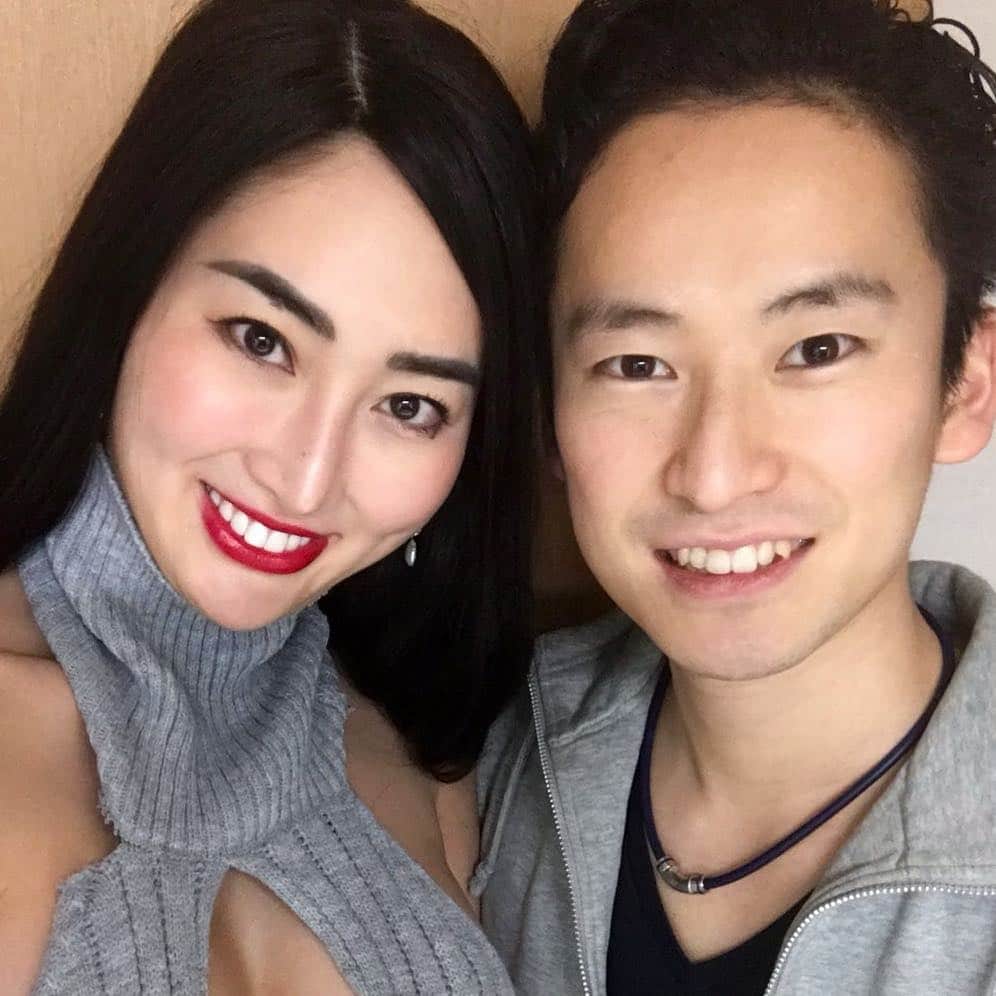 筒井菜月のインスタグラム：「結婚して3ヶ月👰🤵 結婚ってゴールでは無くスタートなんだなぁと改めて感じてる毎日、  価値観の共有、役割分担など、ひとつずつ話し合って一歩ずつ前に進んでます🏃‍♂️ その中でよく聞かれる  #子供 について👶🧒 まだお腹に子供はおりませんが、いつの日か来たるべきタイミングで授かるのでは、と思っています✨  しかし中には 「今何ヶ月？」 「いつ生まれるの？」 「子供沢山産んでね！」 なんて声も...😅 うーん、そんなに私太った???😓 食べ過ぎてお腹出てたのかも...😨 意外と社会的地位や年齢が高い方ほど そう言った発言が目立ちますね🙄  そういうつもりでは無くても #モラハラ #セクハラ になってしまうので、発言にはご注意を(⌒-⌒; )  人それぞれのペース、#幸せ があるのでそっと見守って欲しいのが本音です🥺  #幸せの価値観 が 多様化 している現在 幸せに正解はありません☺️ 仕事を頑張っていたり 趣味を充実させていたり 夢を叶える為に一歩踏み出したり 本当に人それぞれです😊  当たり前だと思ってしまう日常に いかに沢山の #幸せ があるか  周りを見たり、高い目標を目指す前に 足元の幸せに気付けるかどうかが 幸せの分かれ道です。  #幸せはいつも自分のこころが決める✨ ひとつひとつに感謝して毎日を生きていきたいですね💕  #missjapan #ミスジャパン #missinternational #ミスインターナショナル #ミスコン #開運道アドバイザー #占い #開運  #筒井菜月 #感謝 #パートナー #夫婦 #ワークライフバランス  #仕事 #結婚 #新婚 #新婚さんいらっしゃい #love #beauty #instagood #life #marriage #japan #happy」