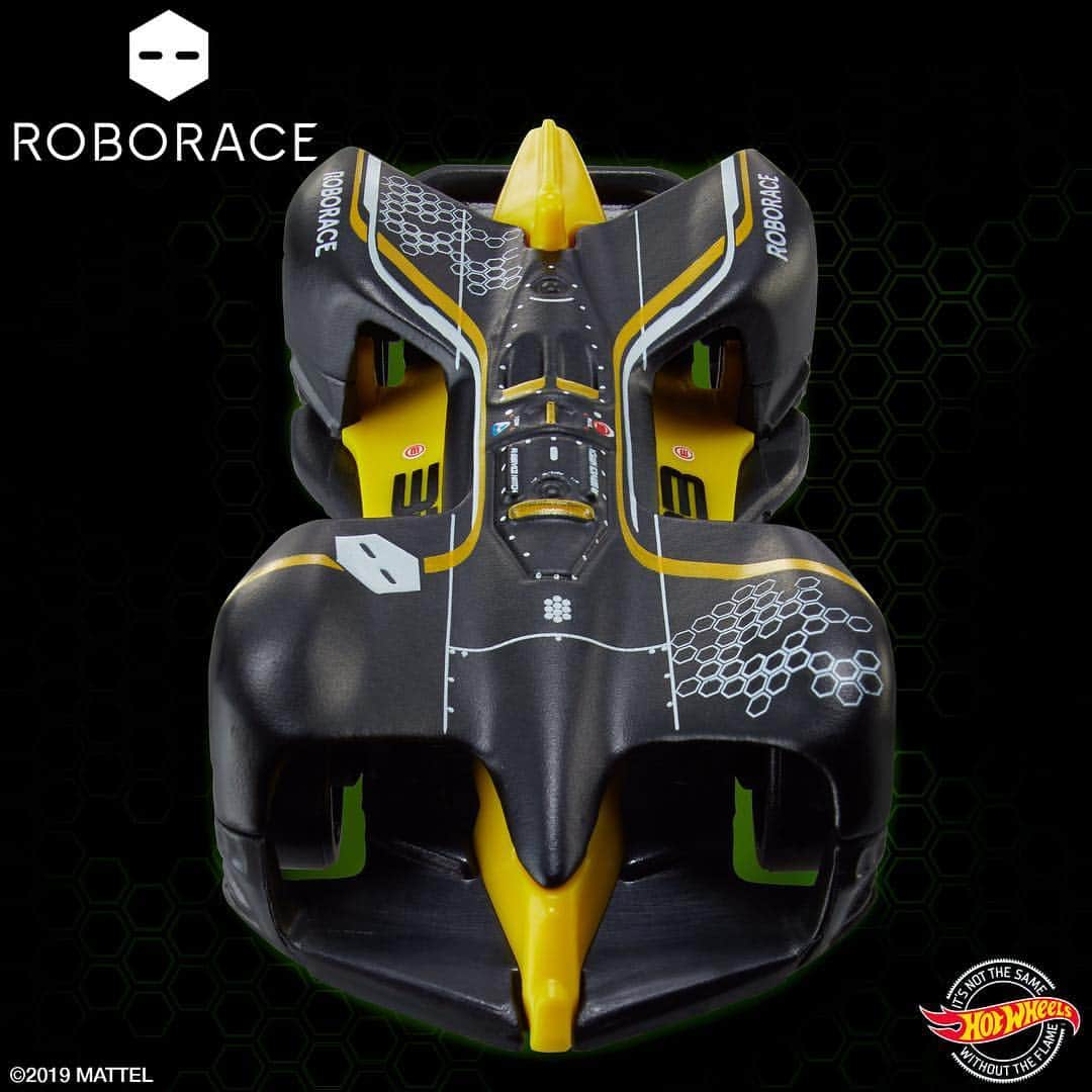 Hot Wheelsさんのインスタグラム写真 - (Hot WheelsInstagram)「We’re ready for the future of racing with our newest collab with @roborace. Stay tuned for more to come. #HotWheelsxRoborace . . . #hotwheels #roborace #hotwheelscollectors #diecast」3月27日 0時48分 - hotwheelsofficial