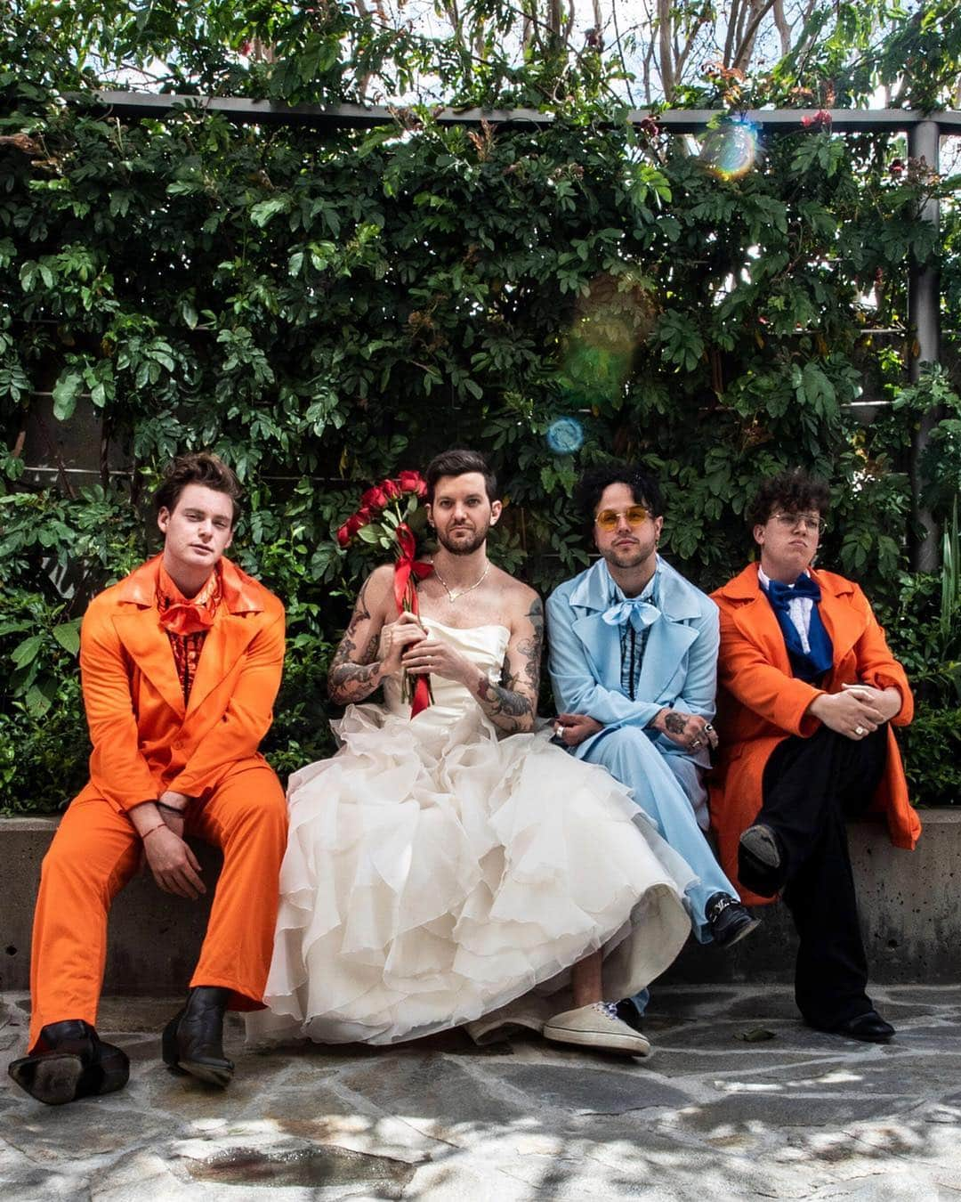 ディロン・フランシスさんのインスタグラム写真 - (ディロン・フランシスInstagram)「Can we all agree that im a drop dead gorgeous bride? @lovelytheband」3月27日 1時15分 - dillonfrancis