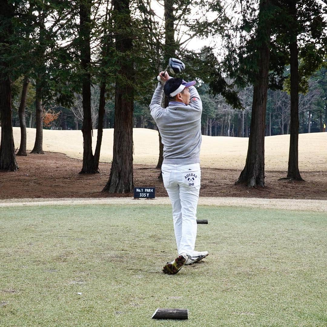 池谷幸雄さんのインスタグラム写真 - (池谷幸雄Instagram)「チームスクランブルの決勝大会に出場しました！ 10アンダーでしたが、35チーム中28位。 レベル高いです！ しかし、このチーム最高スコアなので大満足でした！ ちなみに清風中学校1年生の時の出席番号3.4.5.6番のチームです！」3月27日 1時34分 - yukio_iketani