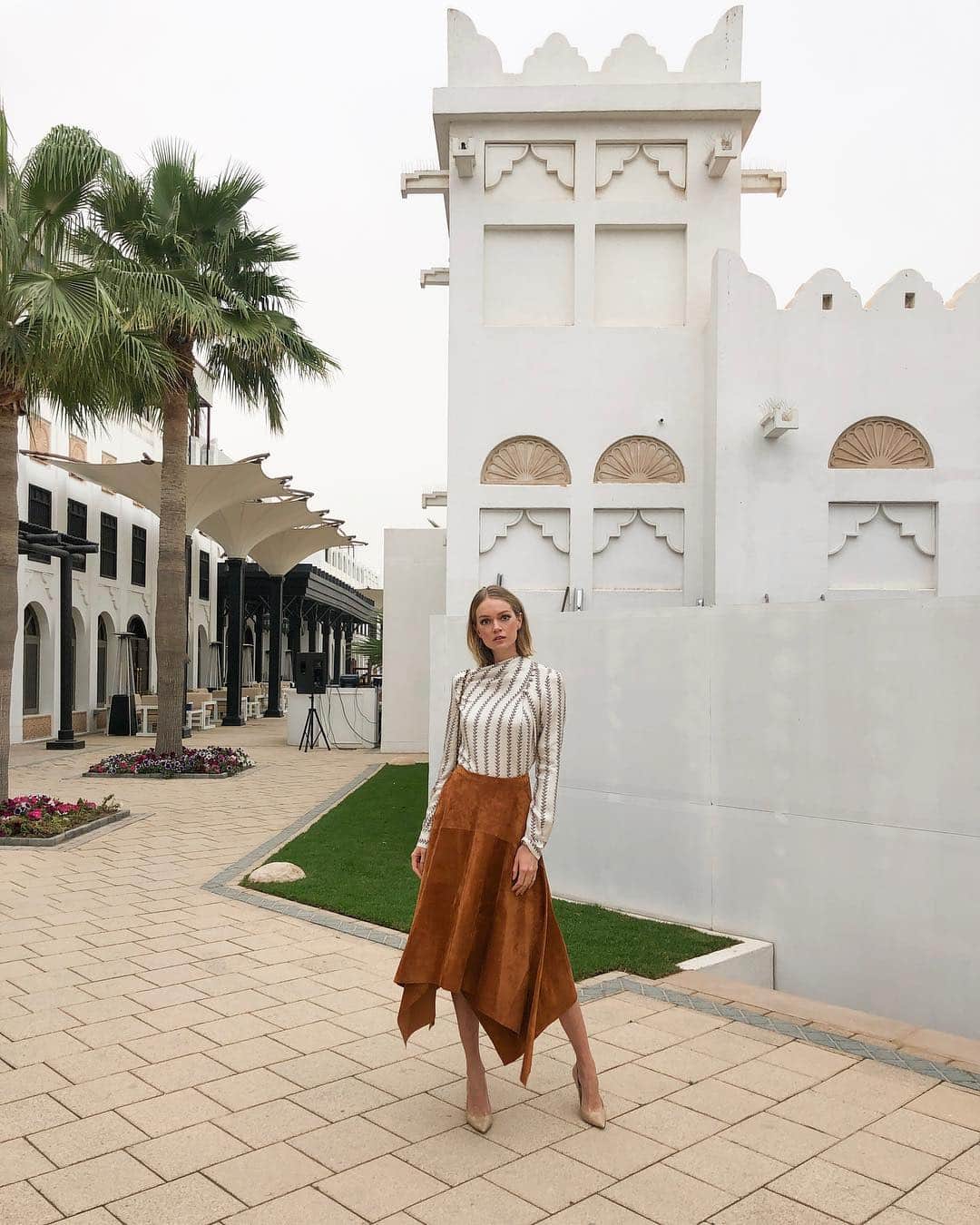 リンジー・エリンソンさんのインスタグラム写真 - (リンジー・エリンソンInstagram)「Hello, Doha!」3月27日 1時46分 - lindsellingson