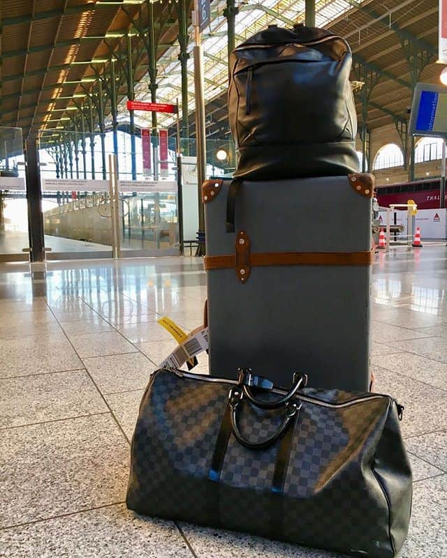 ウォントのインスタグラム：「Taking off. ✈ Our Kastrup leather backpack is a chic utility piece ideal for any daily commute or international journey. — #repost @brucepask #travelbag #travel #backpack」