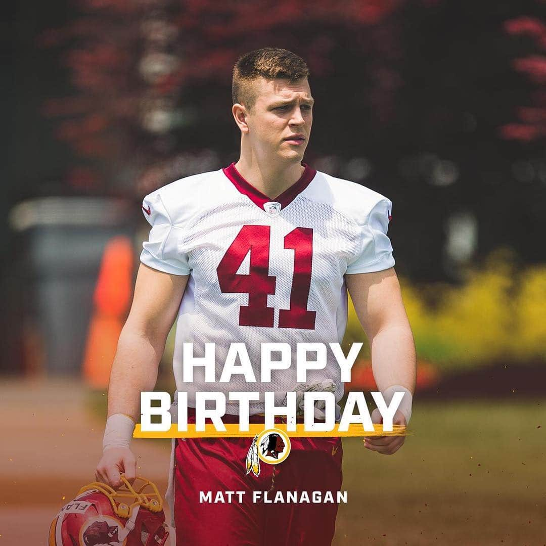 ワシントン・レッドスキンズさんのインスタグラム写真 - (ワシントン・レッドスキンズInstagram)「Double tap to wish Matt Flanagan a happy birthday! #HTTR」3月27日 1時57分 - commanders