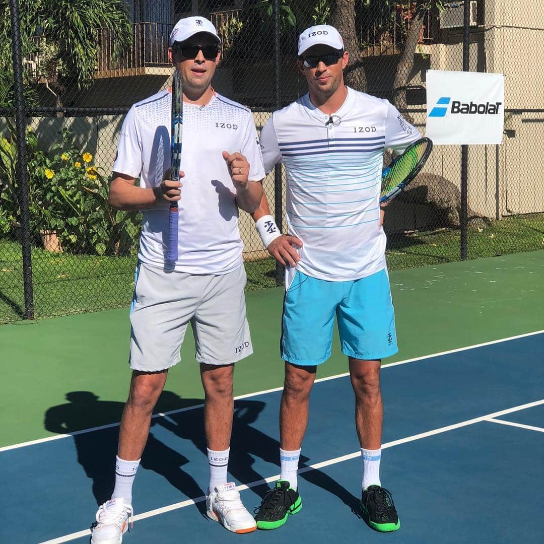 ブライアン兄弟さんのインスタグラム写真 - (ブライアン兄弟Instagram)「Excited to announce we will be heading back to Maui this September for the High Powered Doubles Camp @royallahainaresort. Hope to see you guys on September 25th-29th. Don’t forget to reserve your spot and email Cathy at cnic@hawaii.rr.com 🎾💥🎓」3月27日 1時57分 - bryanbros