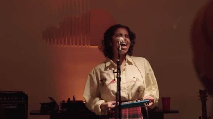 のインスタグラム：「To celebrate #WomensHistoryMonth, we invited @duendita - one of our 2019 Artists to Watch - and her friends for an intimate performance at SoundCloud’s NY office ☁️ Stream Duendita’s latest EP, ‘direct line to My Creator.’ [link in bio]⁣⠀」