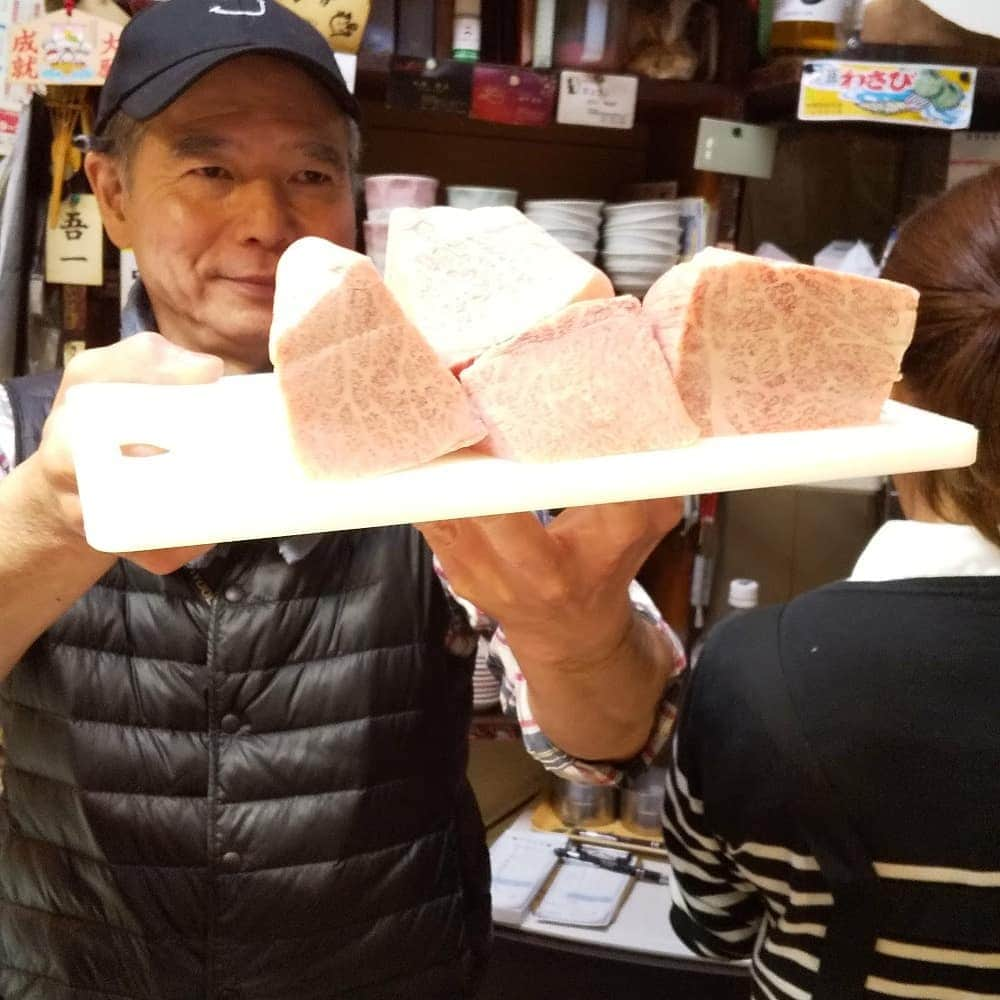 五十嵐サキさんのインスタグラム写真 - (五十嵐サキInstagram)「食事会🤣  #堺　の #焼き肉 #おさむちゃん #高井くん　のお声かけでしたが #仕事　で不参加になり #こちらのメンバー　で食事会参加となりました #高井くん#森田くん　のお知り合いでもある #アクサ　の #杉ちゃん　に #沢山#御馳走になりました #美味し過ぎる#お肉 #至福#楽しい時間　でした #腹ペコ　にしといて良かった #そろそろ寝ます #お休みなさい #五十嵐サキ」3月27日 2時53分 - saki_igarashi