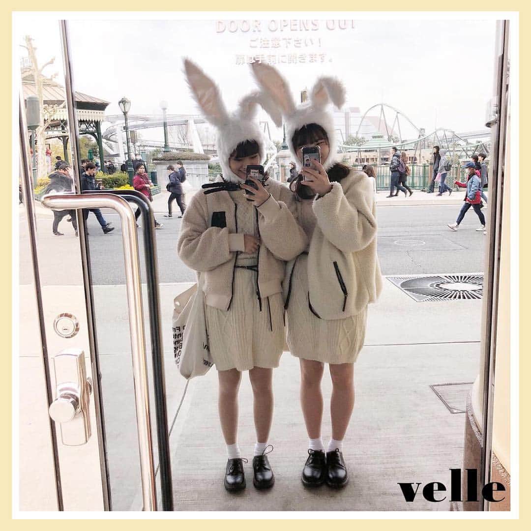 R i R y (リリー)さんのインスタグラム写真 - (R i R y (リリー)Instagram)「~velleガールのおしゃれコーデ~﻿﻿﻿ ﻿﻿﻿ # やタグ付けしてくれたvelleガールのおしゃれコーデを紹介❤︎﻿﻿ 今回はユニバコーデ🎉﻿ ﻿﻿ ﻿﻿﻿﻿ Photo by﻿﻿﻿﻿ @iampochan8  @chaacha3112﻿ @ns___ami﻿ @r_2797__﻿ @ayamisa_twins﻿ ﻿﻿﻿﻿ ✴︎---------------✴︎---------------✴︎﻿﻿﻿﻿ ﻿﻿﻿﻿ ▶▶サイト&SNSで掲載する写真を募集中📸﻿﻿﻿﻿ カワイイ写真が撮れたら、@velle.jpをタグ付けするか、ハッシュタグ#velle_jp をつけて投稿してみてね♪﻿﻿﻿﻿ ﻿﻿﻿﻿ velle編集部と一緒にカワイイで溢れるvelleを創っていこう😚」3月27日 14時18分 - velle.jp