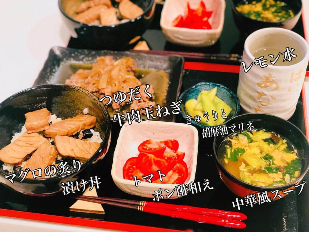 平愛梨さんのインスタグラム写真 - (平愛梨Instagram)「解答マグロ！ 生で食べるのどうかなー?と思ったら、少し炙ったらいいのかー✨ トマト… 箱買いしちゃった🙈 #平愛梨#平飯#夜ご飯#美味しい と#食べてくれる#夫#だからかな#作るの楽しい#真っ赤なトマト」3月27日 14時16分 - harikiri_tairi