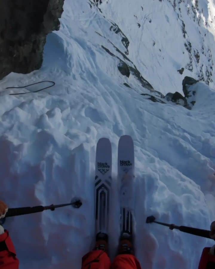 のインスタグラム：「No time for breaks, just go full speed ahead. ⛷: @kristoferturdell @freerideworldtour #freerideworldtour #ski #Verbier #Switzerland」