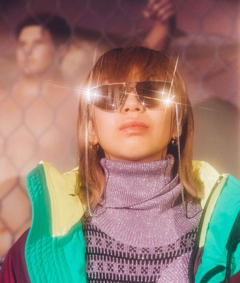 YUAのインスタグラム：「SWAG HOMMES ✨🧚🏻‍♀️✨ @swag.hommes  Photography_ @toki_39  Styling_ @tkhslmd  Hair_ @kotaro_onu  Make-Up_ @nobukomakeup  Edit_ @kentaro_okuzawa #swaghommes」