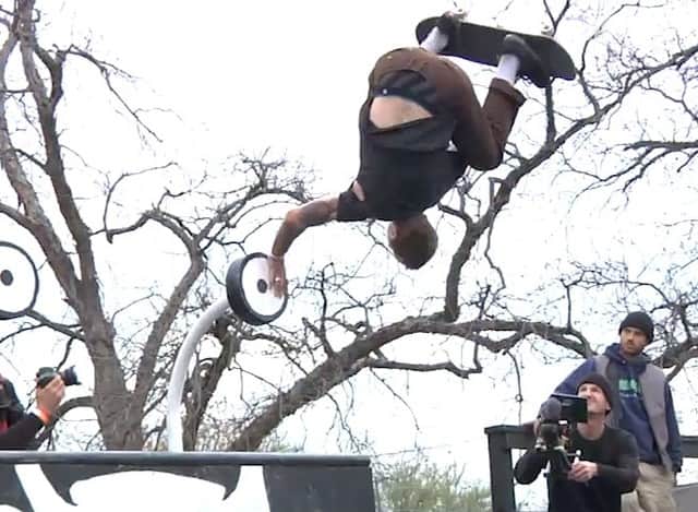 のインスタグラム：「DEATH MATCH AUSTIN 2019 recap video playing on ThrasherMagazine.com 📡 Thank you @vansskate & @nocomplyatx for helping keep the 🔥 lit」