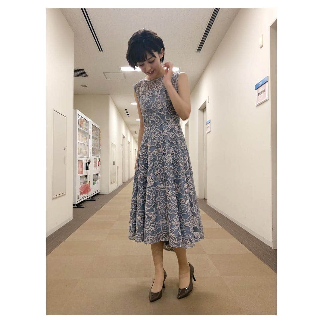 宮司愛海さんのインスタグラム写真 - (宮司愛海Instagram)「フジテレビ開局60周年記念WEEK✨ きょう夜７時から４時間にわたって『これ知らんかった〜！新発見！村上信五の平成スポーツ命場面SP』をお届けします🌸 . スタジオMCに吉田沙保里さん、そしてスペシャルゲストに浅田真央さんをお招きし、平成31年間のスポーツ“名シーン”“名プレー”の裏側に眠る「コレ知らんかった～！」新事実に迫ります。 私も、サッカー・三浦知良選手にあのシーンの裏話を伺ってきましたよ(^^) ぜひご覧ください♫」3月27日 13時31分 - manami_miyaji