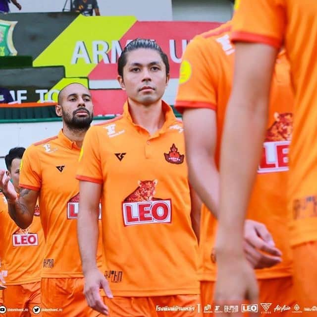 下地奨さんのインスタグラム写真 - (下地奨Instagram)「Go for it !! #football #shoshimoji #ss10 #udonthani #thailand #udfc」3月27日 13時49分 - sho_shimoji