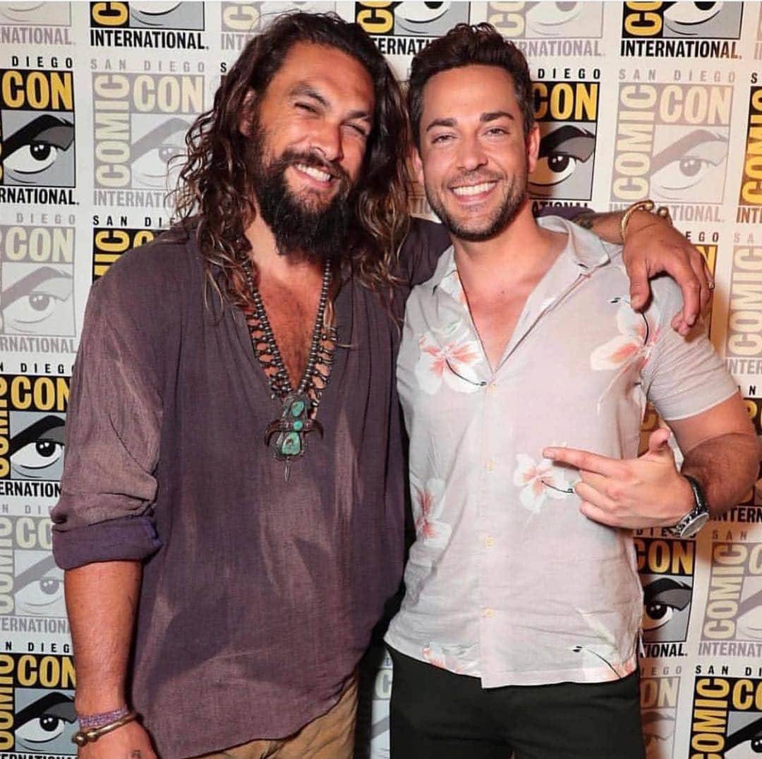 Warner Bros. Picturesさんのインスタグラム写真 - (Warner Bros. PicturesInstagram)「Regram from @prideofgypsies: So proud of my friend @zacharylevi and my producer Peter Safran #shazam April 5 it’s on. Can’t wait  Aloha j」3月27日 13時49分 - wbpictures