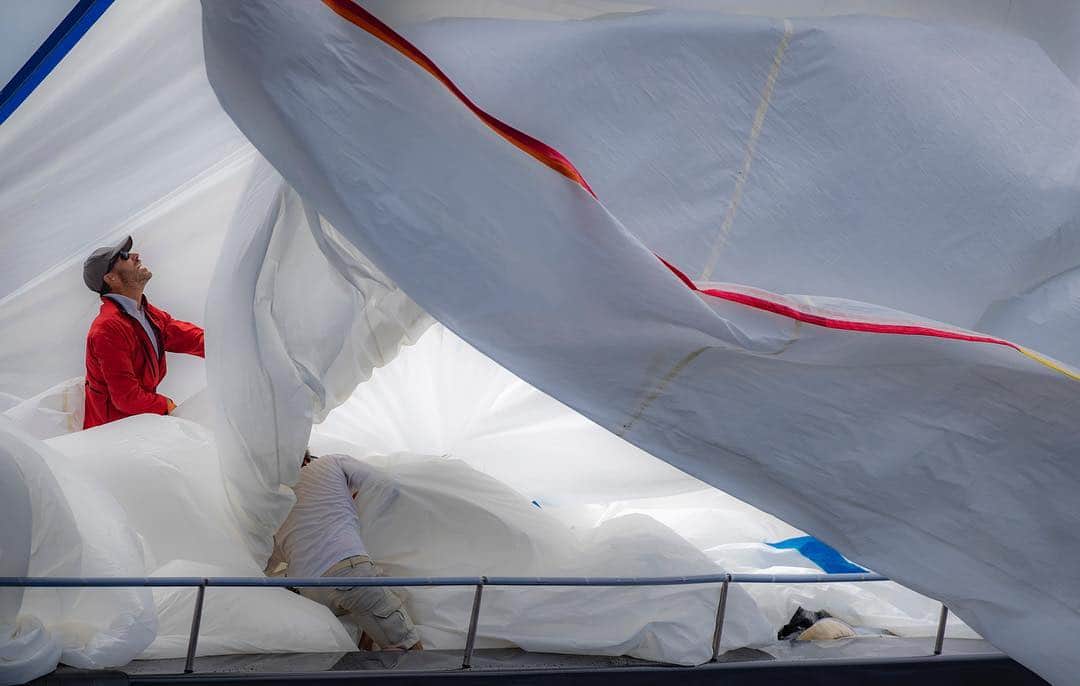 カロリナ・クルコヴァさんのインスタグラム写真 - (カロリナ・クルコヴァInstagram)「Sailing away with @loropianaofficial... #mysong #regatta #stbarths #loropiana」3月27日 5時16分 - karolinakurkova