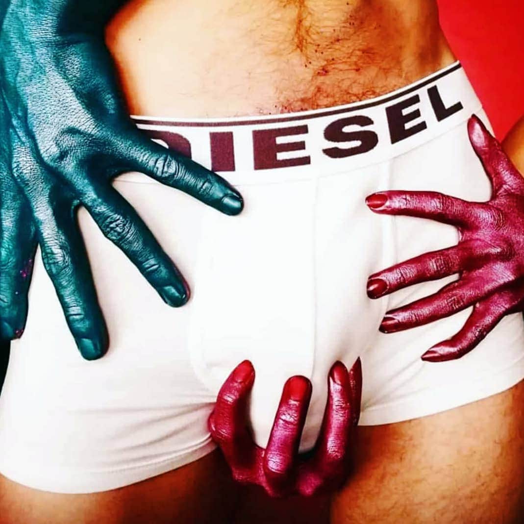 セバスティアン・ソーブのインスタグラム：「#Diesel's #back and #Bold! 🤘🏼」