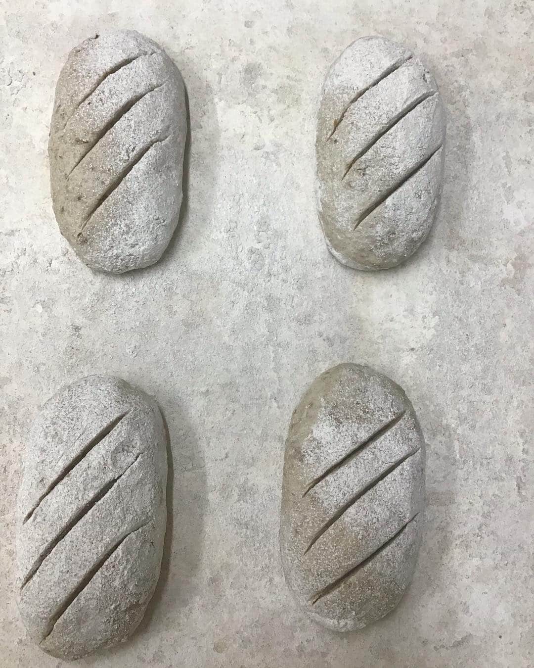 魔女菅原のグルメインスタ