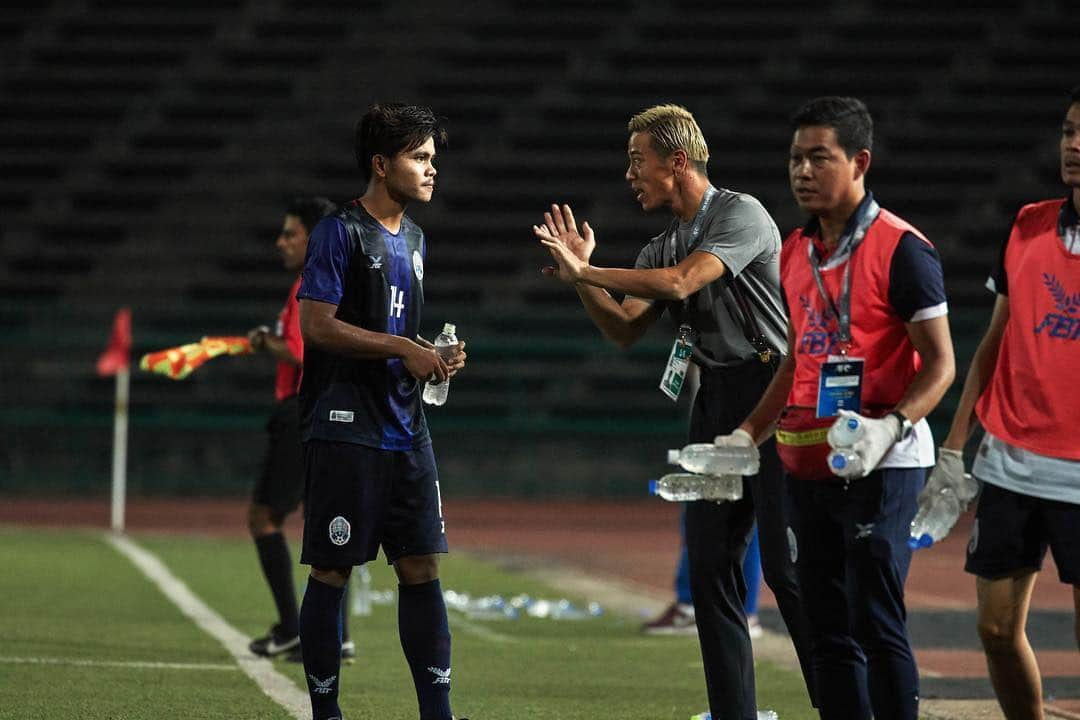 本田圭佑さんのインスタグラム写真 - (本田圭佑Instagram)「#u23 #cambodia @ffc_official_ig」3月27日 5時40分 - keisukehonda