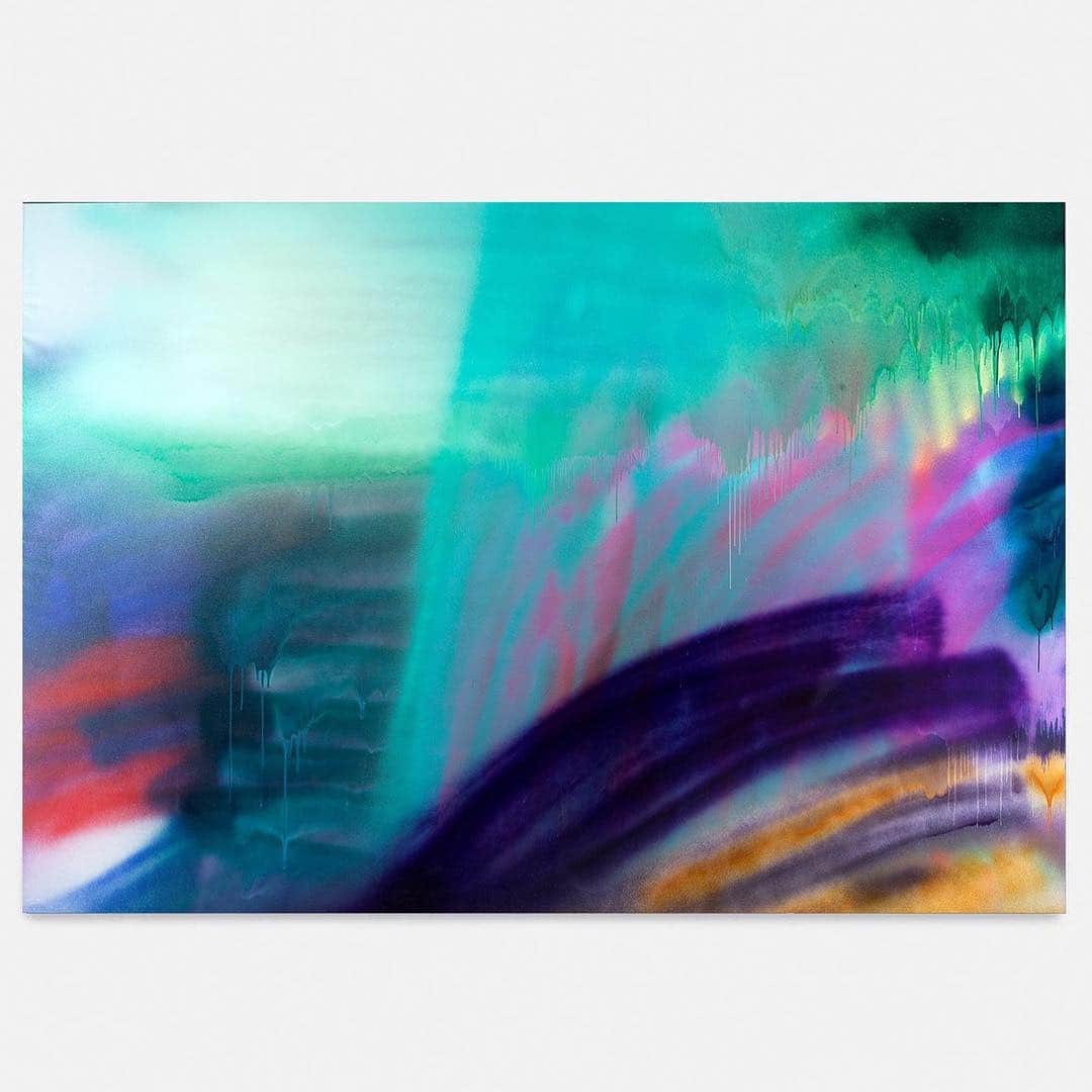 ガゴシアン・ギャラリーさんのインスタグラム写真 - (ガゴシアン・ギャラリーInstagram)「#ArtBasel: Katharina Grosse's painting, "Untitled" (2005), will be featured in our booth, 1C18, at Art Basel Hong Kong. The fair opens on Friday, March 29.  Grosse's approach to painting is as an experience in immersive subjectivity. With a spray gun, she distances the artistic act from the hand, stylizing gesture as a propulsive mark. The resulting pictures are distinct, but never predetermined.  To receive detailed information on this work, contact the gallery via inquire@gagosian.com or visit Gagosian's Artsy page. __________ #KatharinaGrosse #ArtBaselHongKong #ABHK2019 #Gagosian @artbasel @katharina_grosse Katharina Grosse, "Untitled," 2005 (detail), acrylic on canvas, 126 × 180 7/8 inches (320 × 459.5 cm) © Katharina Grosse and VG Bild-Kunst Bonn, 2019」3月27日 7時04分 - gagosian