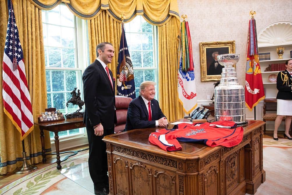 ドナルド・トランプさんのインスタグラム写真 - (ドナルド・トランプInstagram)「The 2018 Stanley Cup Champion Washington Capitals visit the White House」3月27日 7時14分 - realdonaldtrump