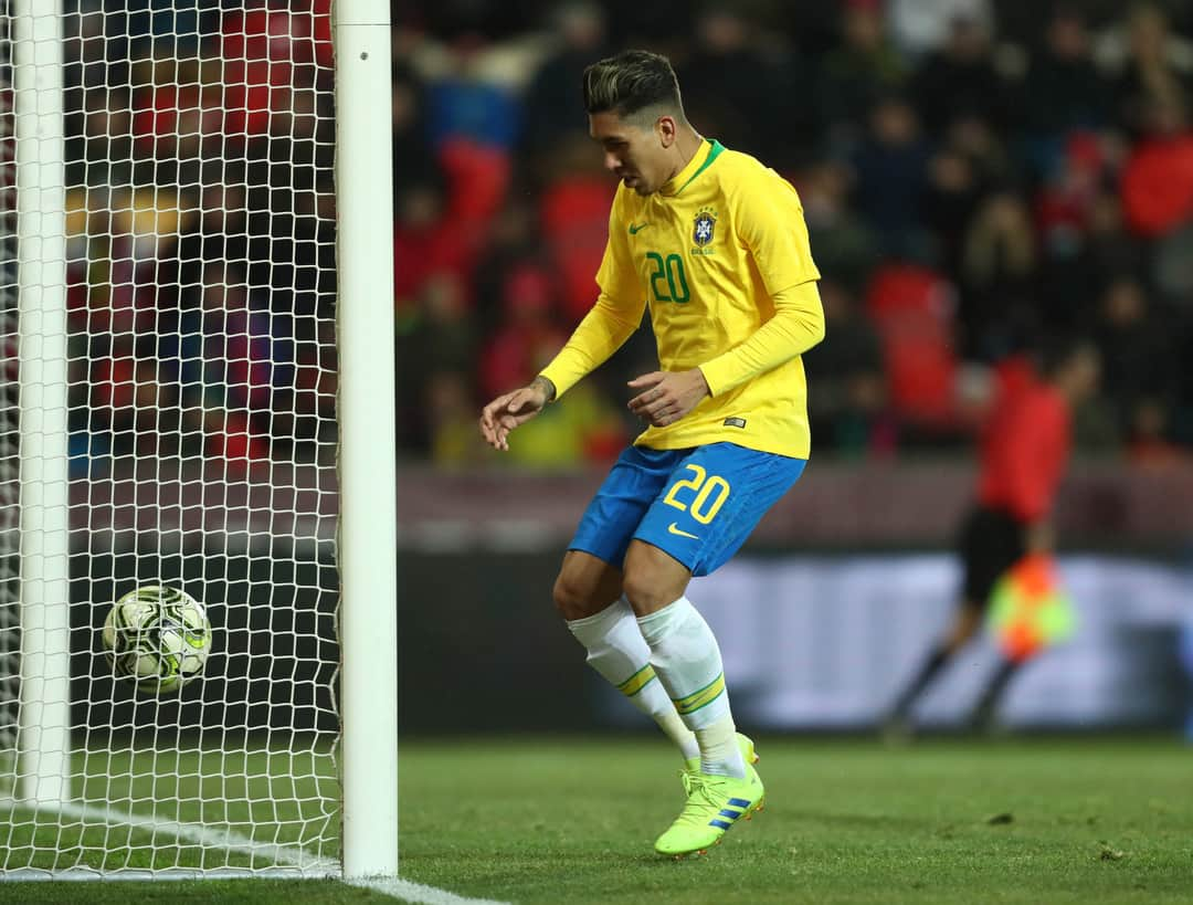 サッカー ブラジル代表チームさんのインスタグラム写真 - (サッカー ブラジル代表チームInstagram)「Faz o gol, @roberto_firmino! 🇧🇷⚽ 🇧🇷 3-1 🇨🇿 / #BRAxCZE #GigantesPorNatureza  Fotos: Lucas Figueiredo/CBF」3月27日 7時23分 - cbf_futebol