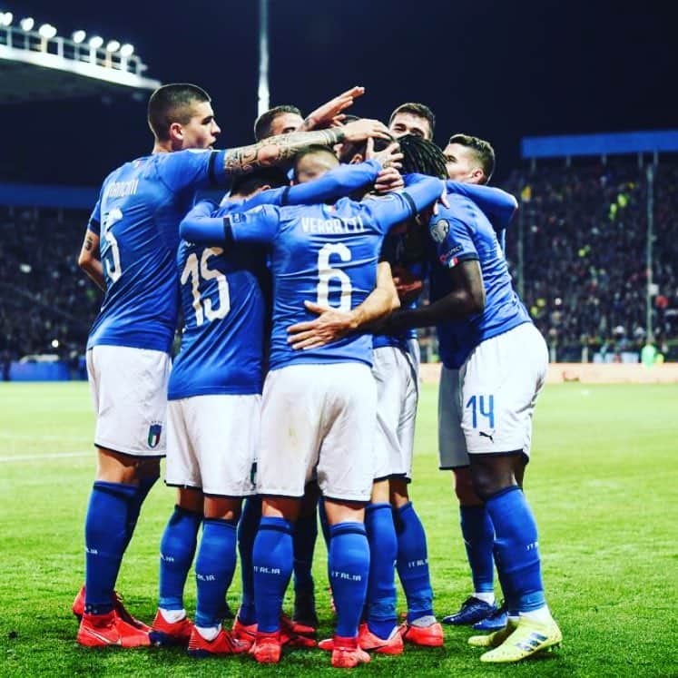 クリスティアーノ・ビラーギのインスタグラム：「Italia 6 unica🇮🇹 #nazionale #azzurri #italy #vivoazzurro #euro2020」
