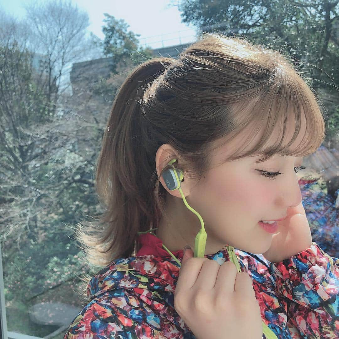 ひよんさんのインスタグラム写真 - (ひよんInstagram)「🏃‍♀️🎧☘🐝 ㅤㅤㅤㅤㅤㅤㅤㅤㅤㅤㅤㅤㅤ 運動しないとそろそろ大変🤭🐷🍚💔泣 ランニングするときは #jvc のイヤホンがとてもよい🙆‍♀️🧡 ㅤㅤㅤㅤㅤㅤㅤㅤㅤㅤㅤㅤㅤ #running #run #spring #운동 #헬스타그램 #희영 #ランニング女子 #イヤホン推奨 #ひよん #インスタ限定」3月27日 8時23分 - cchan_fee4