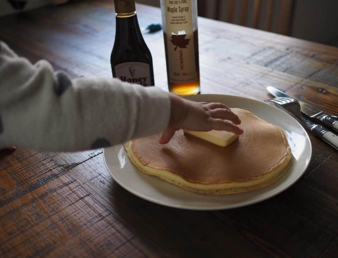 maatamagosanのインスタグラム：「バター狙われた」