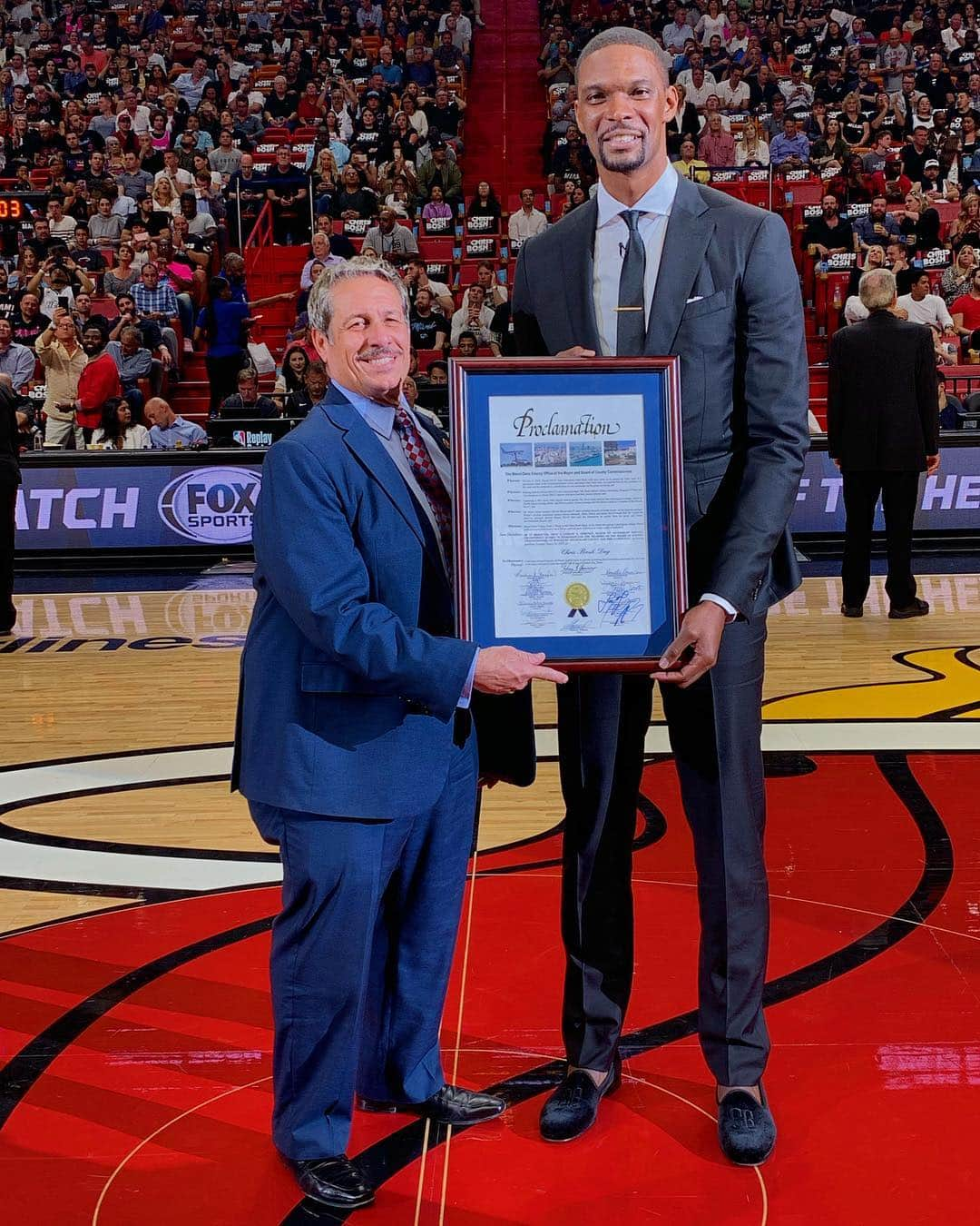 Miami HEATさんのインスタグラム写真 - (Miami HEATInstagram)「‪It’s official! Tuesday, March 26, 2019 is @ChrisBosh Day in Miami-Dade County!‬ ‪#ThankYouChr1s‬」3月27日 9時06分 - miamiheat