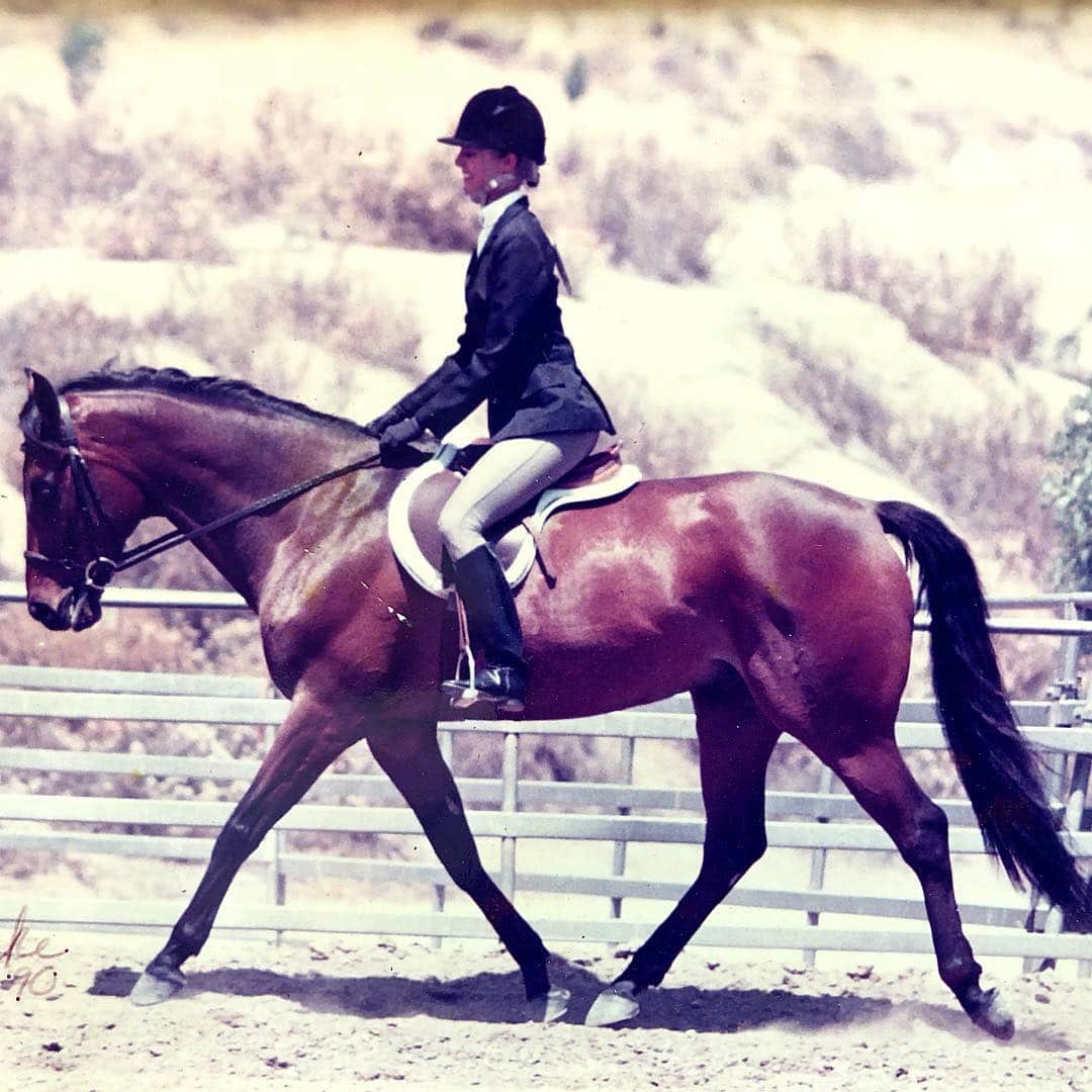 のインスタグラム：「Is there such thing as throw back Tues? #jumpedtheTBTgun Shout out to #NORCO ! #horseshows #me&music (my horses name was Music)  #MissHim 😢  You can take the girl outta Norco, but not Norco outta the girl😜❤️」