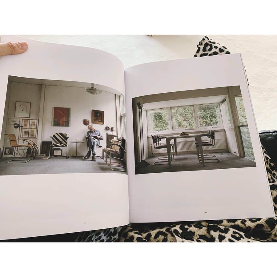 大田由香梨さんのインスタグラム写真 - (大田由香梨Instagram)「Gerrit Rietveld 言葉では言い表せないくらい好きすぎる人😩❤️ #love #gerritrietveld」3月27日 9時25分 - otayukari