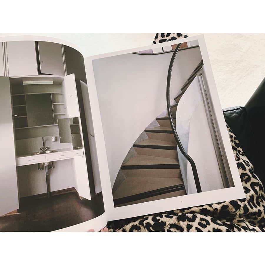 のインスタグラム：「Gerrit Rietveld 言葉では言い表せないくらい好きすぎる人😩❤️ #love #gerritrietveld」