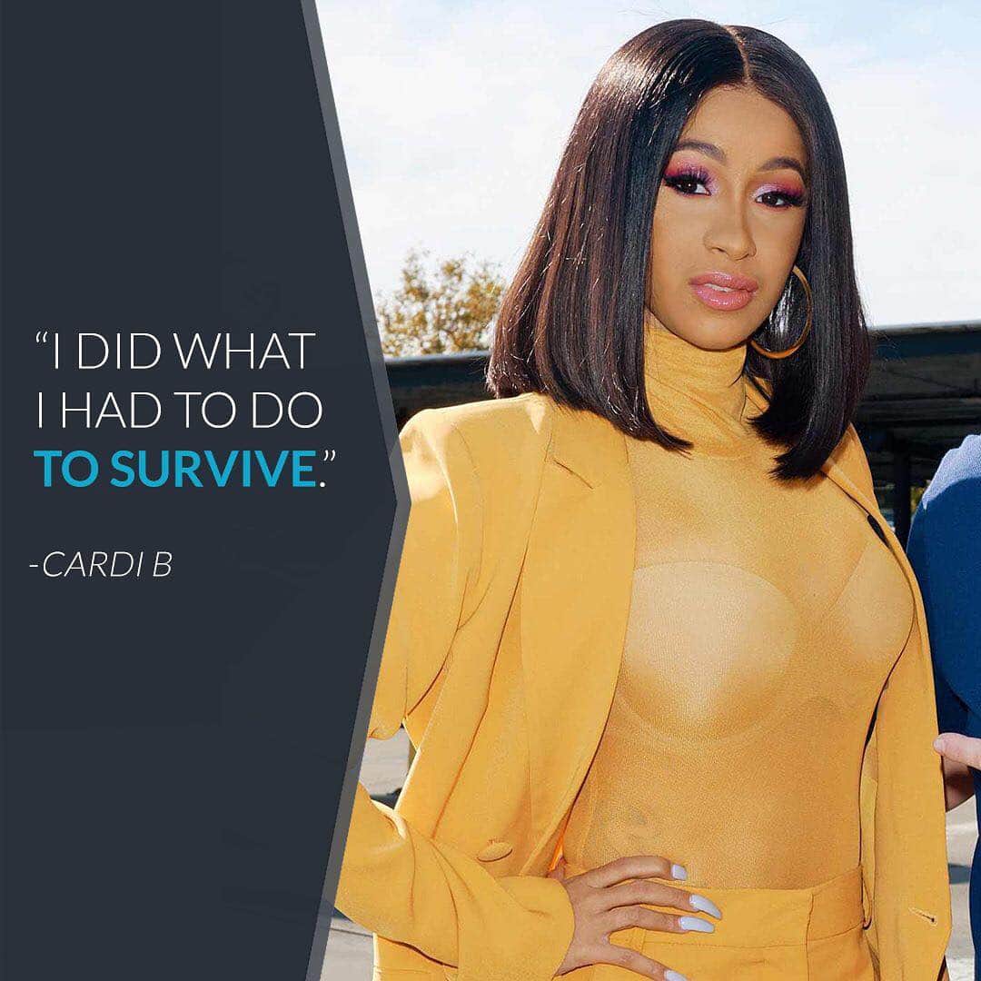 E! Onlineさんのインスタグラム写真 - (E! OnlineInstagram)「After a video resurfaced of Cardi B saying she used to drug men and rob them, she has responded to the backlash. Link in bio. (📷: Terence Patrick/CBS)」3月27日 9時46分 - enews