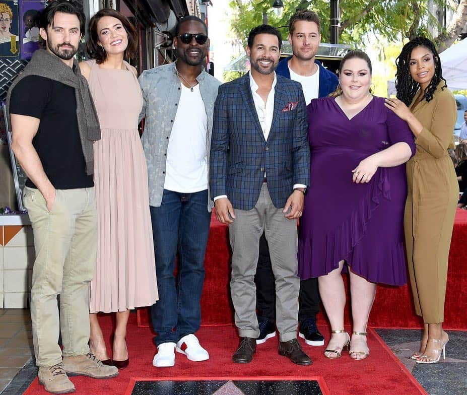 People Magazineさんのインスタグラム写真 - (People MagazineInstagram)「The #ThisIsUs cast came together to celebrate co-star #MandyMoore as she was honored with a star on the Hollywood Walk of Fame. ❤️ | 📷: Steve Granitz/WireImage」3月27日 10時04分 - people