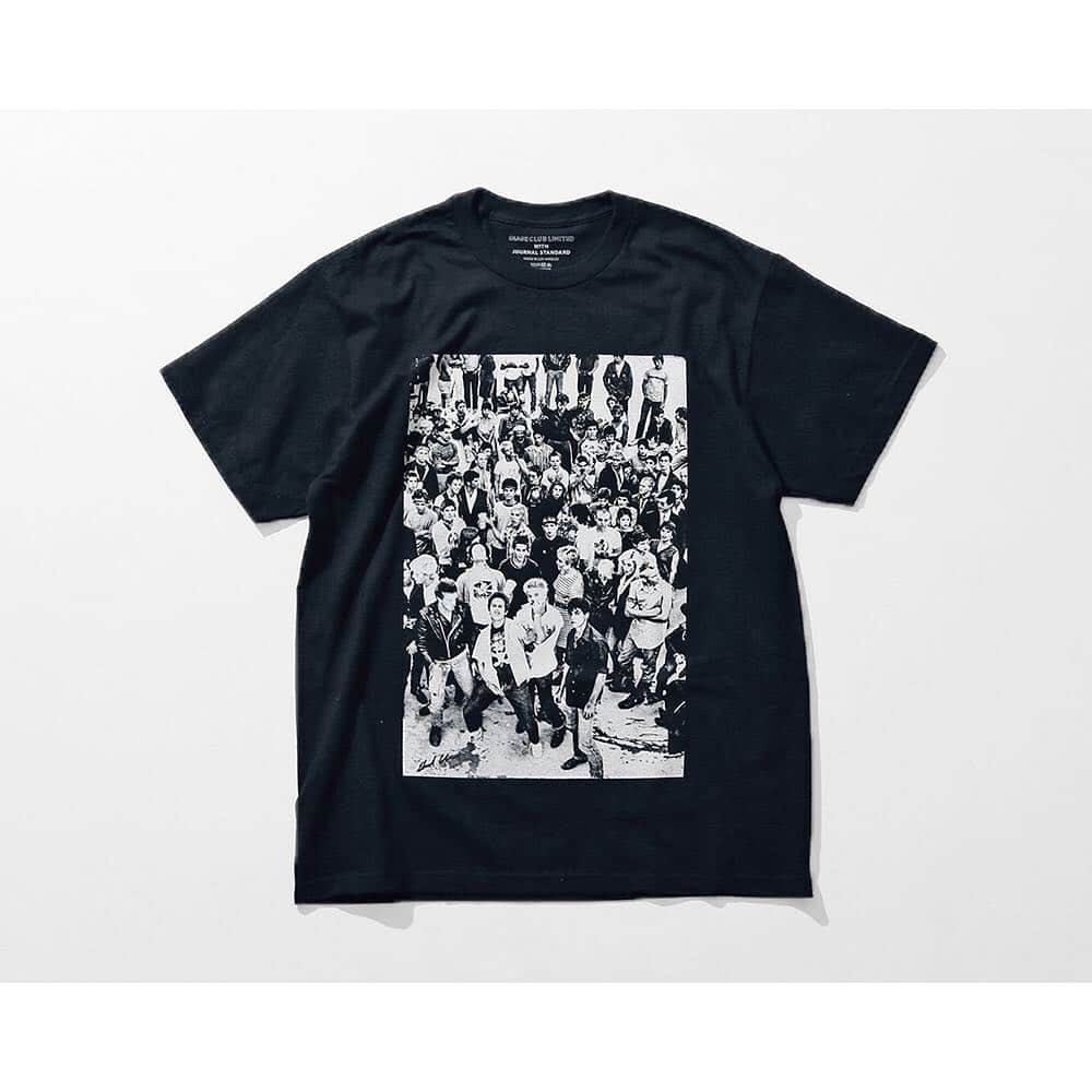 JOURNAL STANDARDさんのインスタグラム写真 - (JOURNAL STANDARDInstagram)「【 IMAGE CLUB LIMITED × JOURNAL STANDARD 】 アメリカンハードコア界の重鎮 Keith Morris 氏がキュレーターを務めるカリフォルニア発の T シャツレーベル「IMAGE CLUB LIMITED」と JOURNAL STANDARD  とのコラボレーションアイテムがローンチ！ . これを記念し、JOURNAL STANDARD 表参道では 3月29日（金）～ POP UP SHOP を展開いたします。 「ICL」の T シャツシリーズや「ICL × JOURNAL STANDARD」のコラボグッズなどを販売するほか、 初日にはオープニングイベントも開催。 . 当日は、「ICL」ファウンダーの Doug Williams 氏と、Keith Morris 氏が揃って来日し、 Keith 氏が所有する BLACK FLAG や CIRCLE JERKS 時代のハンドビルやバックステージパス、 写真等の貴重なアーカイブコレクションをご覧いただけけるギャラリースペースを併設いたします。 . IMAGE CLUB LTD. KeithとDougがタッグを組みImage Club Limitedを立ち上げる。 このブランドでは、各分野で最も優れていると二人が考えるフォトグラファーの写真を採用したTシャツのコレクションを展開。 南カリフォルニアのクラブやストリートで共に育った仲間たちによる様々な写真を厳選し世に送り出すのがブランドの使命だ。 / IMAGE CLUB LIMITED × JOURNAL STANDARD are proud to present our collaboration capsule !! IMAGE CLUB LTD. is co-founded by Keith Morris who is most recognizable name at American hardcore vocalist in  California . POP-UP SHOP at The JOURNAL STANDARD Omotesando Store form 29th March to celebrate our first official collaboration. You can get  ICL × JOURNAL STANDARD items and special live even at first day. . Doug Williams and Keith Morris and  will join our event at first day and  represent archive collection  galley space of handbill ,back stage pass,and rare photos in our store . . IMAGE CLUB LTD.  Together Keith and Doug have teamed up to bring you Image Club Limited. An enterprise where we will be bringing you a series of t-shirts with photographs taken by people we consider to be the best at what they do. Image Club Ltd. will curate an exhibit of various images shot by our friends who we have grown up with in the clubs and streets of Southern California . . 詳細は、ハイライト "Recommend" から . . S/S Tee : ¥6,000+tax　 L/S Tee : ¥7,500+tax . . #ジャーナルスタンダード  #journalstandard  #baycrews #2019ss #imageclublimited #keithmorris #offofficial #blackflag #circlejerks #fljmagazine #backdropbomb #jsomotesando #fashion」3月27日 12時04分 - journalstandard.jp