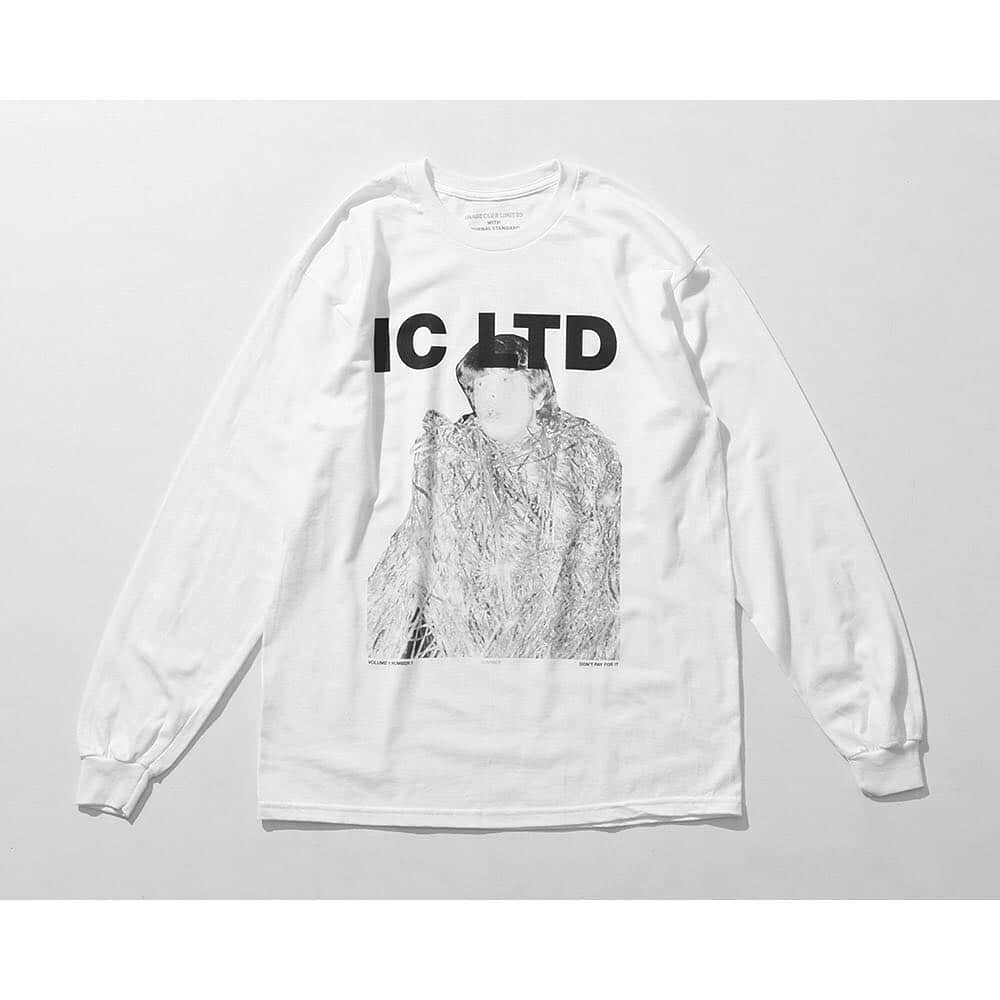 JOURNAL STANDARDさんのインスタグラム写真 - (JOURNAL STANDARDInstagram)「【 IMAGE CLUB LIMITED × JOURNAL STANDARD 】 アメリカンハードコア界の重鎮 Keith Morris 氏がキュレーターを務めるカリフォルニア発の T シャツレーベル「IMAGE CLUB LIMITED」と JOURNAL STANDARD  とのコラボレーションアイテムがローンチ！ . これを記念し、JOURNAL STANDARD 表参道では 3月29日（金）～ POP UP SHOP を展開いたします。 「ICL」の T シャツシリーズや「ICL × JOURNAL STANDARD」のコラボグッズなどを販売するほか、 初日にはオープニングイベントも開催。 . 当日は、「ICL」ファウンダーの Doug Williams 氏と、Keith Morris 氏が揃って来日し、 Keith 氏が所有する BLACK FLAG や CIRCLE JERKS 時代のハンドビルやバックステージパス、 写真等の貴重なアーカイブコレクションをご覧いただけけるギャラリースペースを併設いたします。 . IMAGE CLUB LTD. KeithとDougがタッグを組みImage Club Limitedを立ち上げる。 このブランドでは、各分野で最も優れていると二人が考えるフォトグラファーの写真を採用したTシャツのコレクションを展開。 南カリフォルニアのクラブやストリートで共に育った仲間たちによる様々な写真を厳選し世に送り出すのがブランドの使命だ。 / IMAGE CLUB LIMITED × JOURNAL STANDARD are proud to present our collaboration capsule !! IMAGE CLUB LTD. is co-founded by Keith Morris who is most recognizable name at American hardcore vocalist in  California . POP-UP SHOP at The JOURNAL STANDARD Omotesando Store form 29th March to celebrate our first official collaboration. You can get  ICL × JOURNAL STANDARD items and special live even at first day. . Doug Williams and Keith Morris and  will join our event at first day and  represent archive collection  galley space of handbill ,back stage pass,and rare photos in our store . . IMAGE CLUB LTD.  Together Keith and Doug have teamed up to bring you Image Club Limited. An enterprise where we will be bringing you a series of t-shirts with photographs taken by people we consider to be the best at what they do. Image Club Ltd. will curate an exhibit of various images shot by our friends who we have grown up with in the clubs and streets of Southern California . . 詳細は、ハイライト "Recommend" から . . S/S Tee : ¥6,000+tax　 L/S Tee : ¥7,500+tax . . #ジャーナルスタンダード  #journalstandard  #baycrews #2019ss #imageclublimited #keithmorris #offofficial #blackflag #circlejerks #fljmagazine #backdropbomb #jsomotesando #fashion」3月27日 12時04分 - journalstandard.jp