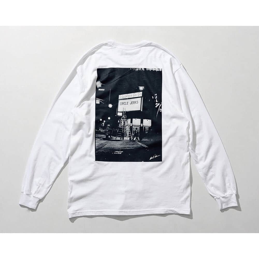 JOURNAL STANDARDさんのインスタグラム写真 - (JOURNAL STANDARDInstagram)「【 IMAGE CLUB LIMITED × JOURNAL STANDARD 】 アメリカンハードコア界の重鎮 Keith Morris 氏がキュレーターを務めるカリフォルニア発の T シャツレーベル「IMAGE CLUB LIMITED」と JOURNAL STANDARD  とのコラボレーションアイテムがローンチ！ . これを記念し、JOURNAL STANDARD 表参道では 3月29日（金）～ POP UP SHOP を展開いたします。 「ICL」の T シャツシリーズや「ICL × JOURNAL STANDARD」のコラボグッズなどを販売するほか、 初日にはオープニングイベントも開催。 . 当日は、「ICL」ファウンダーの Doug Williams 氏と、Keith Morris 氏が揃って来日し、 Keith 氏が所有する BLACK FLAG や CIRCLE JERKS 時代のハンドビルやバックステージパス、 写真等の貴重なアーカイブコレクションをご覧いただけけるギャラリースペースを併設いたします。 . IMAGE CLUB LTD. KeithとDougがタッグを組みImage Club Limitedを立ち上げる。 このブランドでは、各分野で最も優れていると二人が考えるフォトグラファーの写真を採用したTシャツのコレクションを展開。 南カリフォルニアのクラブやストリートで共に育った仲間たちによる様々な写真を厳選し世に送り出すのがブランドの使命だ。 / IMAGE CLUB LIMITED × JOURNAL STANDARD are proud to present our collaboration capsule !! IMAGE CLUB LTD. is co-founded by Keith Morris who is most recognizable name at American hardcore vocalist in  California . POP-UP SHOP at The JOURNAL STANDARD Omotesando Store form 29th March to celebrate our first official collaboration. You can get  ICL × JOURNAL STANDARD items and special live even at first day. . Doug Williams and Keith Morris and  will join our event at first day and  represent archive collection  galley space of handbill ,back stage pass,and rare photos in our store . . IMAGE CLUB LTD.  Together Keith and Doug have teamed up to bring you Image Club Limited. An enterprise where we will be bringing you a series of t-shirts with photographs taken by people we consider to be the best at what they do. Image Club Ltd. will curate an exhibit of various images shot by our friends who we have grown up with in the clubs and streets of Southern California . . 詳細は、ハイライト "Recommend" から . . S/S Tee : ¥6,000+tax　 L/S Tee : ¥7,500+tax . . #ジャーナルスタンダード  #journalstandard  #baycrews #2019ss #imageclublimited #keithmorris #offofficial #blackflag #circlejerks #fljmagazine #backdropbomb #jsomotesando #fashion」3月27日 12時04分 - journalstandard.jp