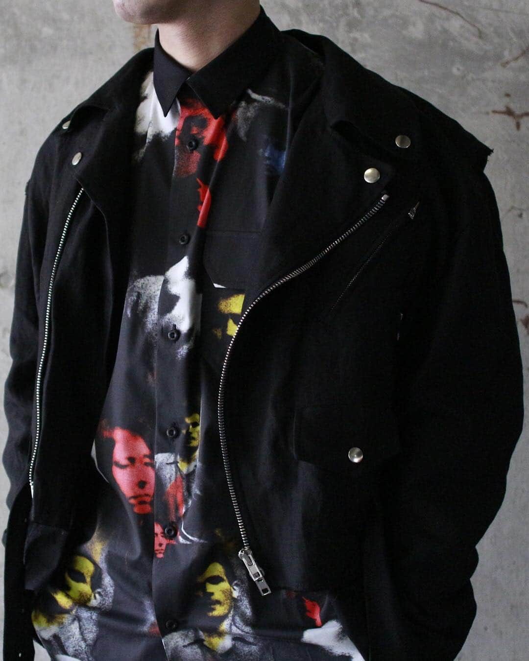 のインスタグラム：「. Misbhv WARSZAWA 1960 LONG SLEEVE SHIRT #misbhv #ミスビへイヴ @misbhv」