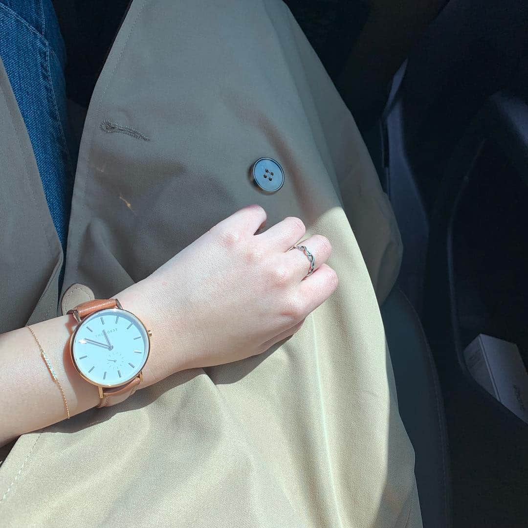 萩原舞さんのインスタグラム写真 - (萩原舞Instagram)「チクタクチクタク NZで初めて自分の誕生日に買った時計⌚︎✨」3月27日 12時40分 - mai_hagiwara_22462