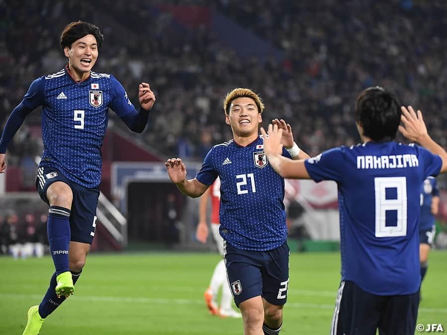 日本サッカー協会さんのインスタグラム写真 - (日本サッカー協会Instagram)「📸Match Photos④ 76分、日本代表に待望の先制点！#堂安律 選手、#南野拓実 選手とパスをつなぎ、最後は#中島翔哉 選手が相手を一人かわして右足でゴール！ ・ キリンチャレンジカップ2019 #SAMURAIBLUE 1-0 ボリビア代表 📅3/26(火)19:30KO 📍兵庫／ノエビアスタジアム神戸 ・ #daihyo #SAMURAIBLUE」3月27日 22時27分 - japanfootballassociation